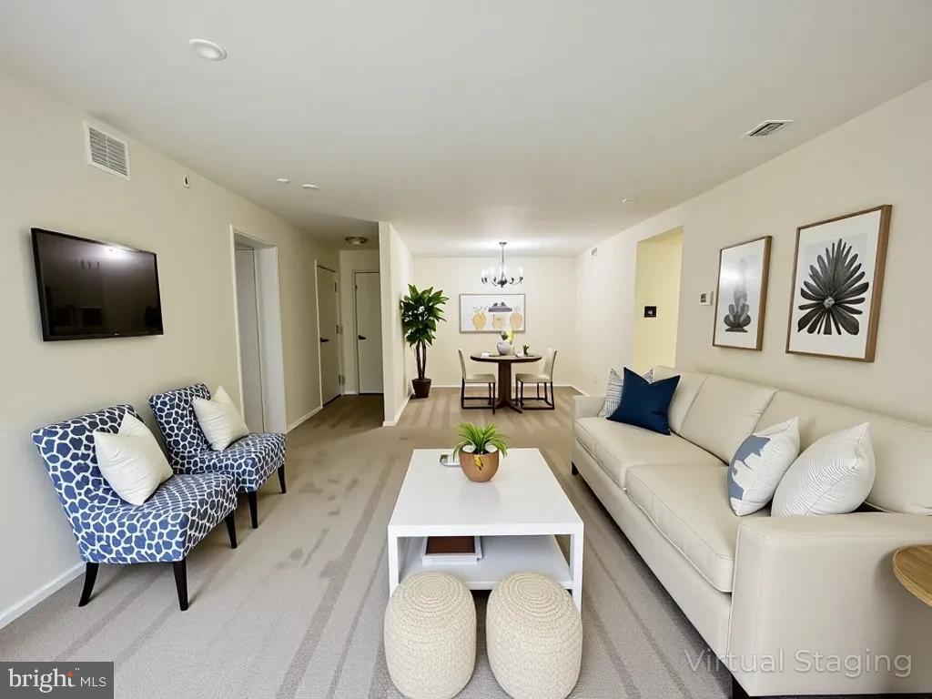 RIVA COMMONS - Residential Lease