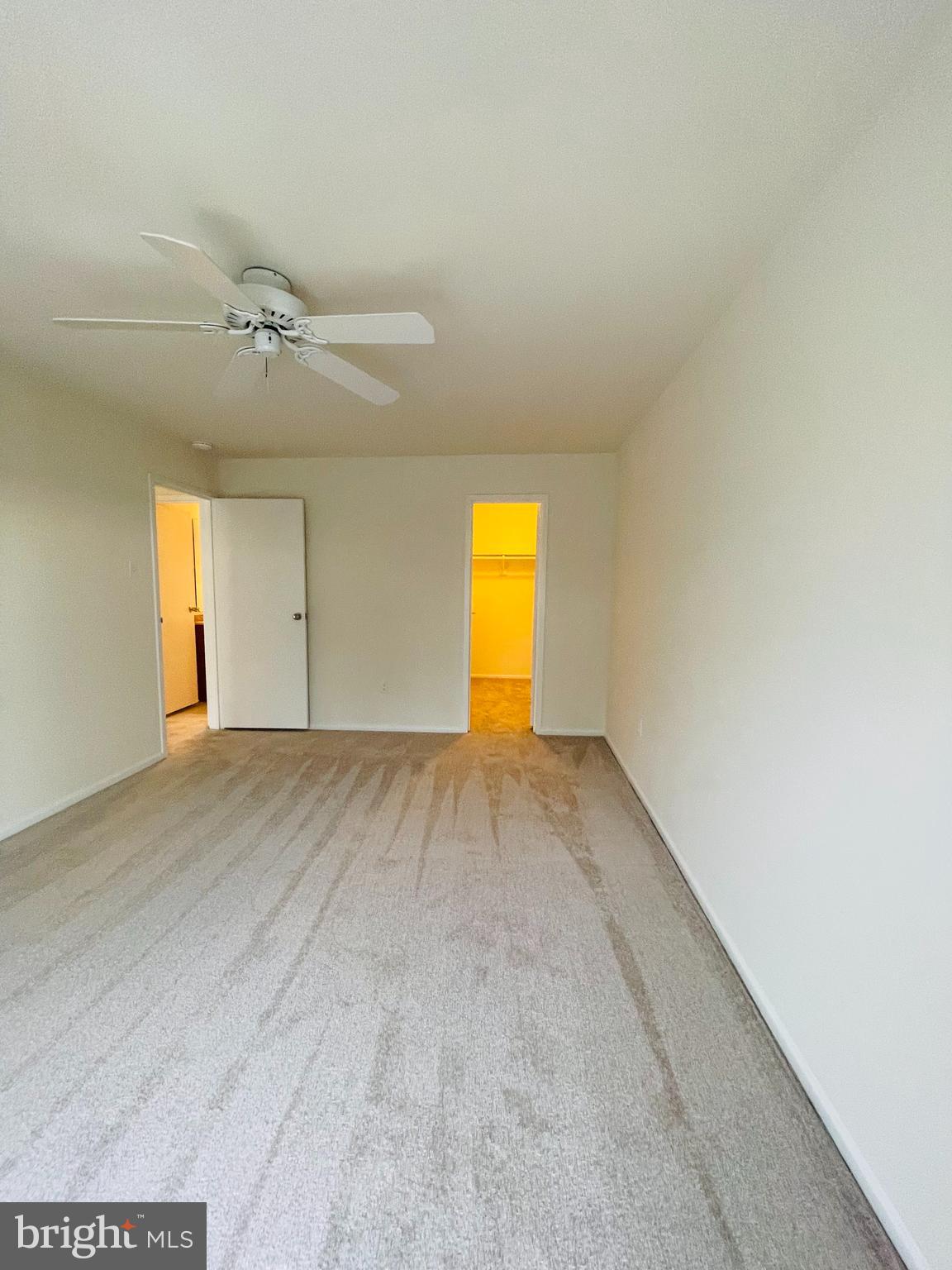 RIVA COMMONS - Residential Lease