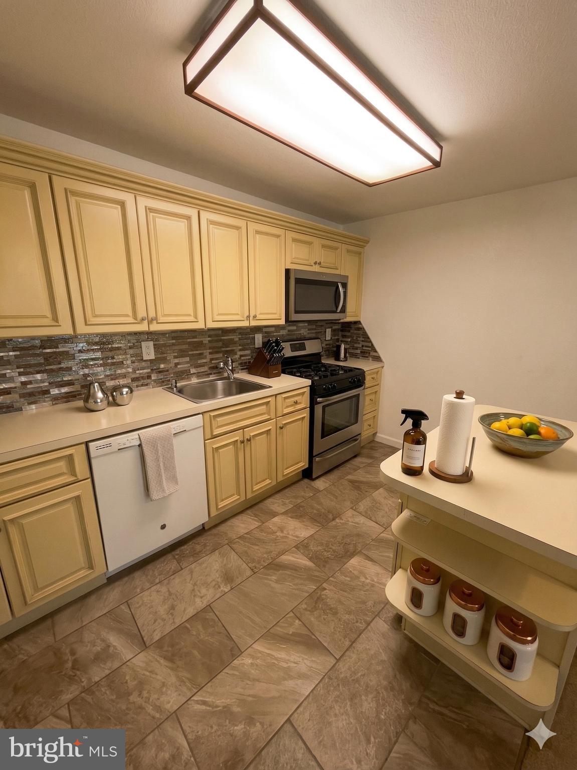 WYNNEFIELD HEIGHTS - Residential