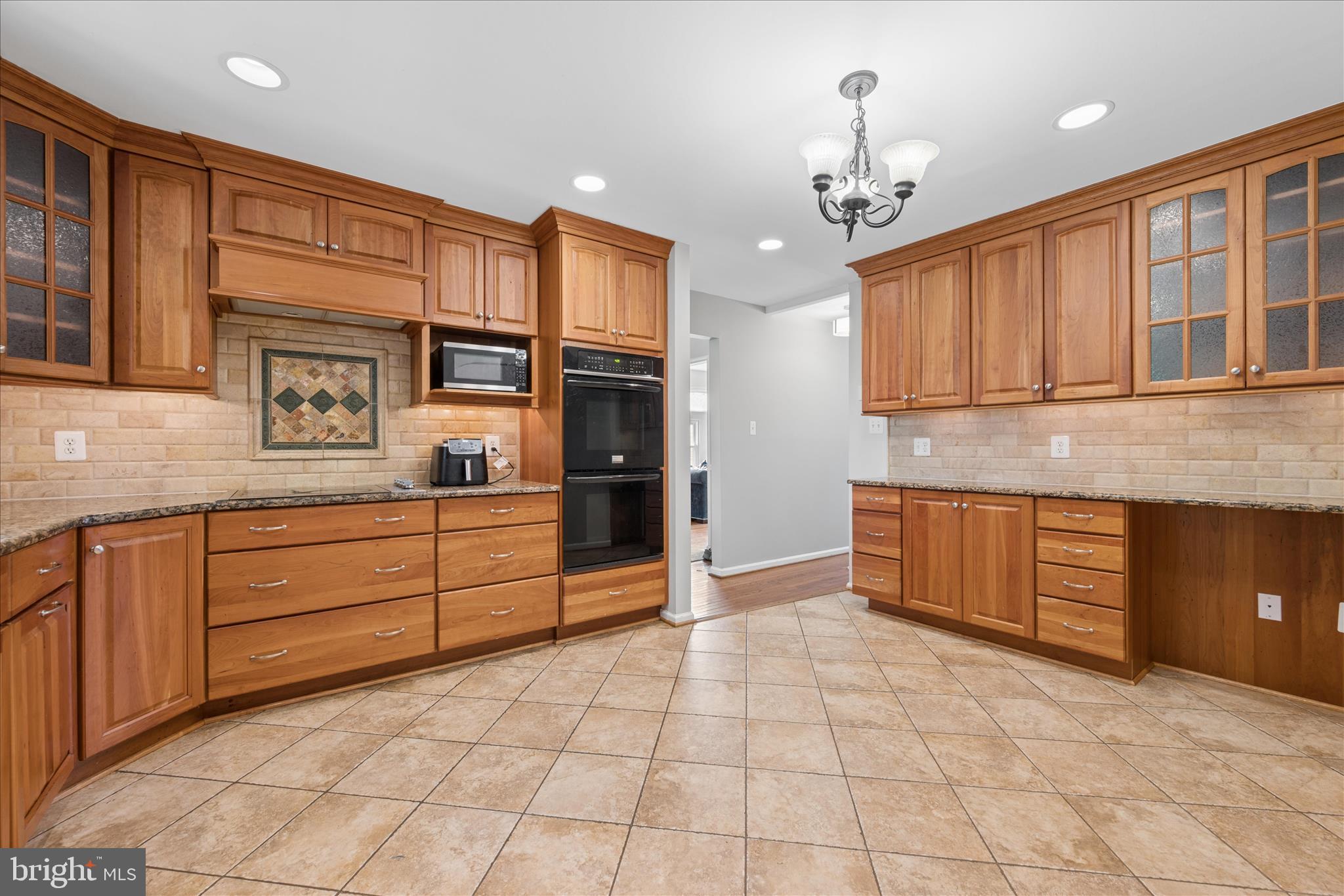 HADLEY FARMS - Residential