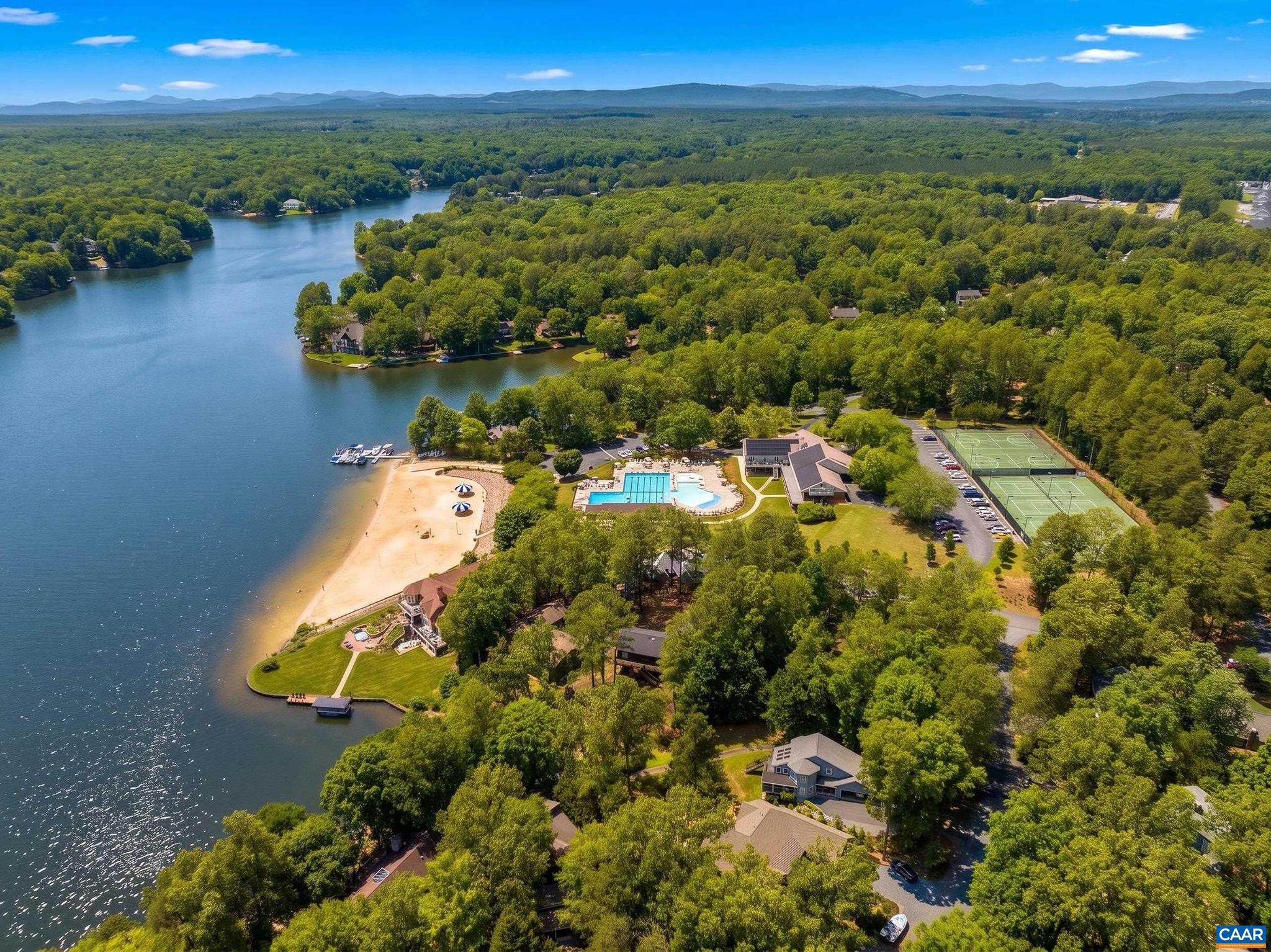LAKE MONTICELLO - Residential