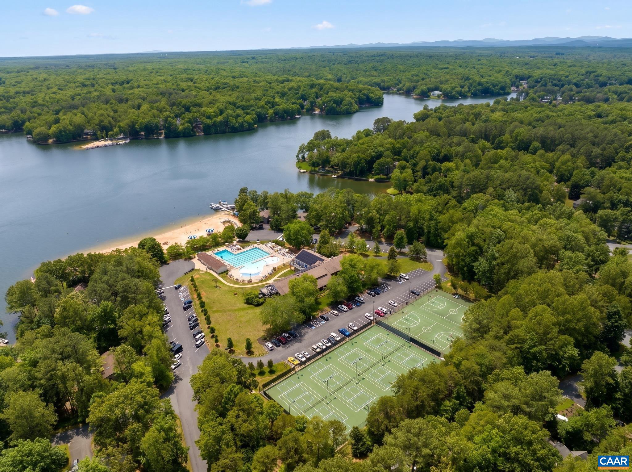 LAKE MONTICELLO - Residential