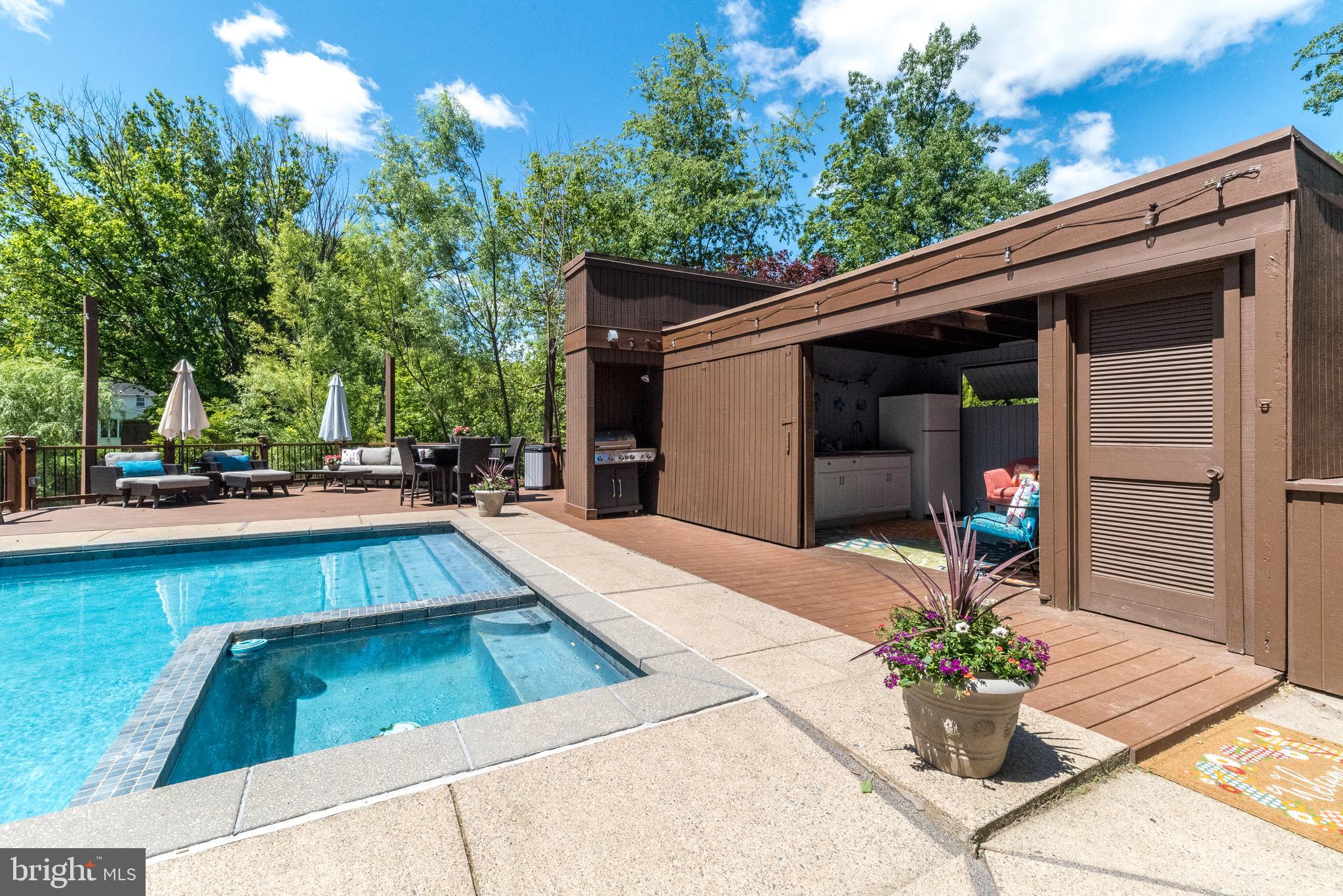 BROOKWOOD - Residential