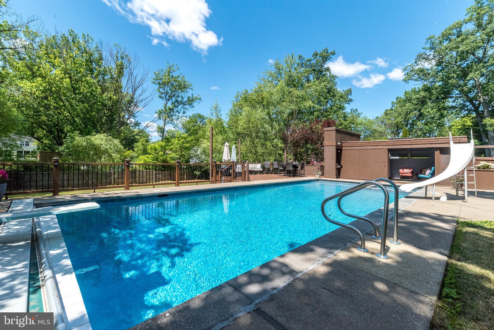 BROOKWOOD - Residential