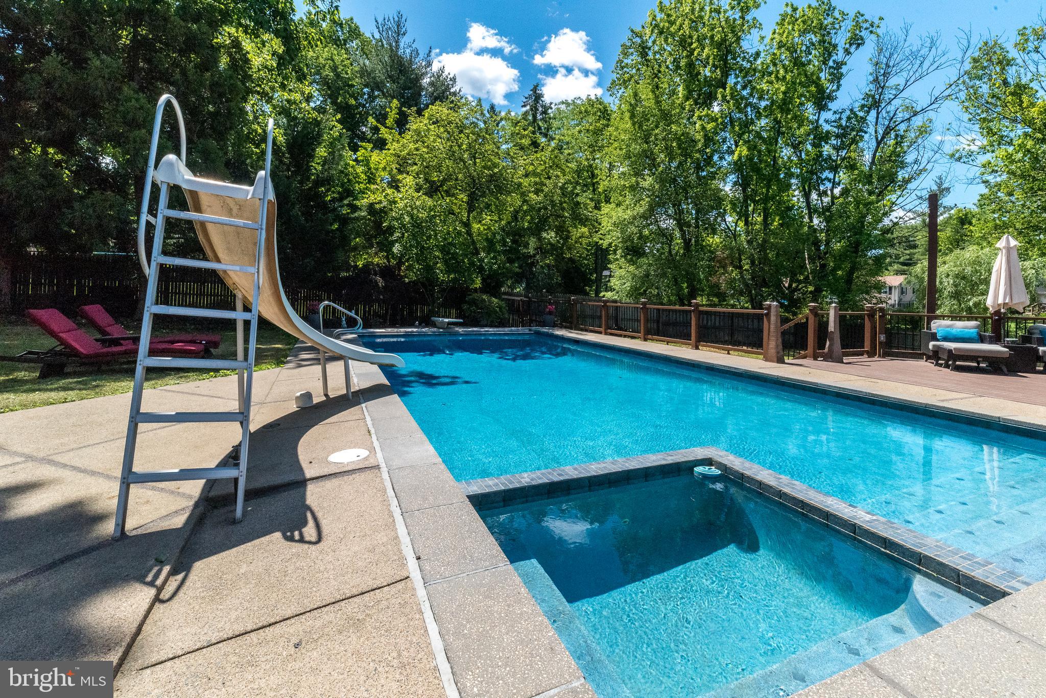 BROOKWOOD - Residential