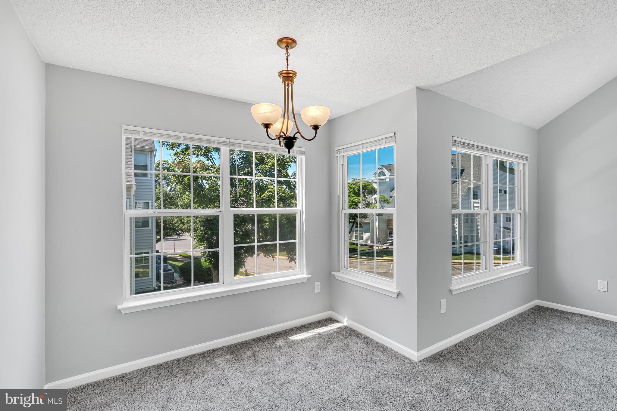 VISTAS AT LAUREL LAKES - Residential