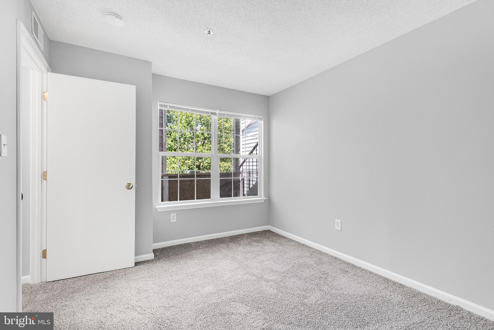 VISTAS AT LAUREL LAKES - Residential