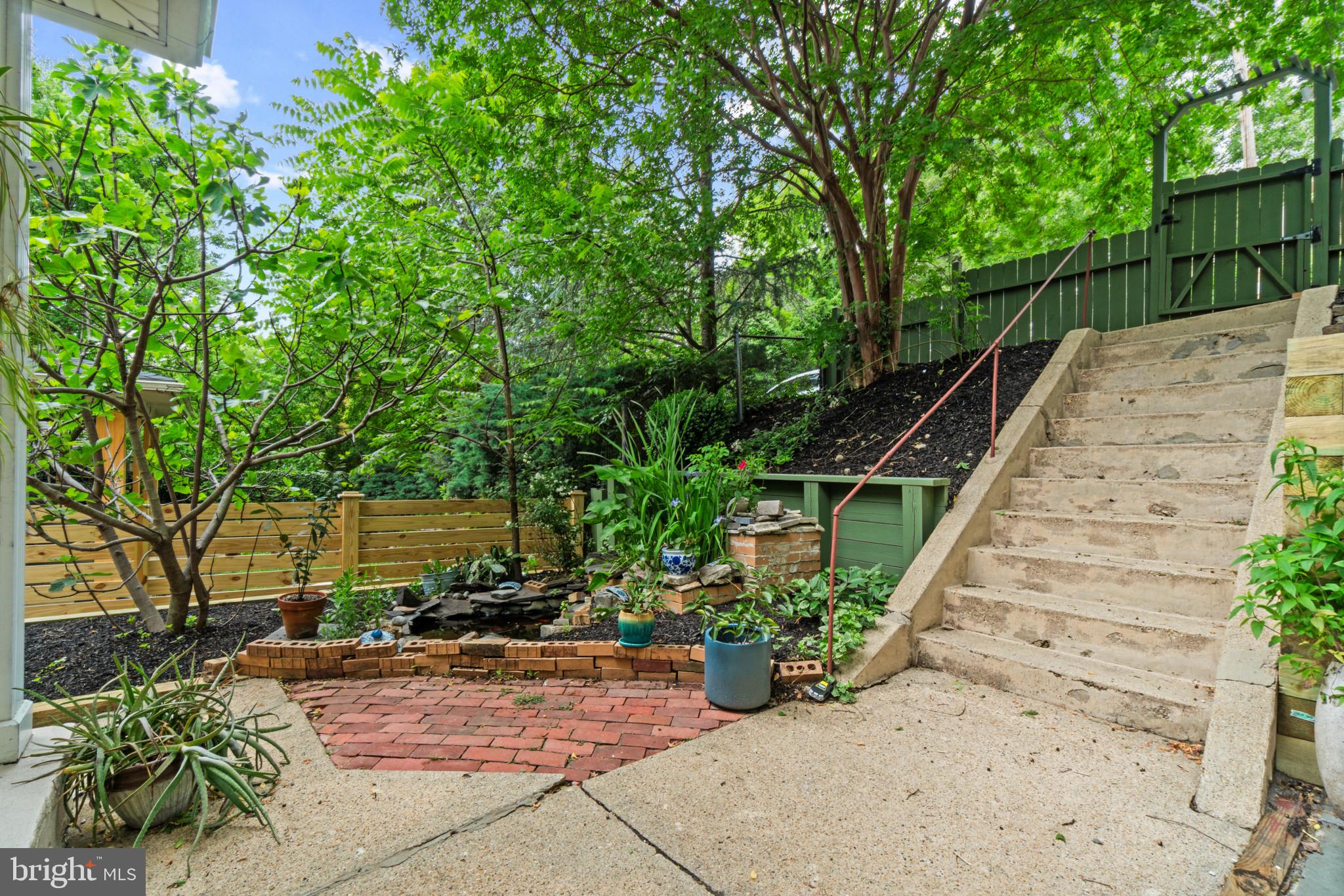WOODBERRY - Residential
