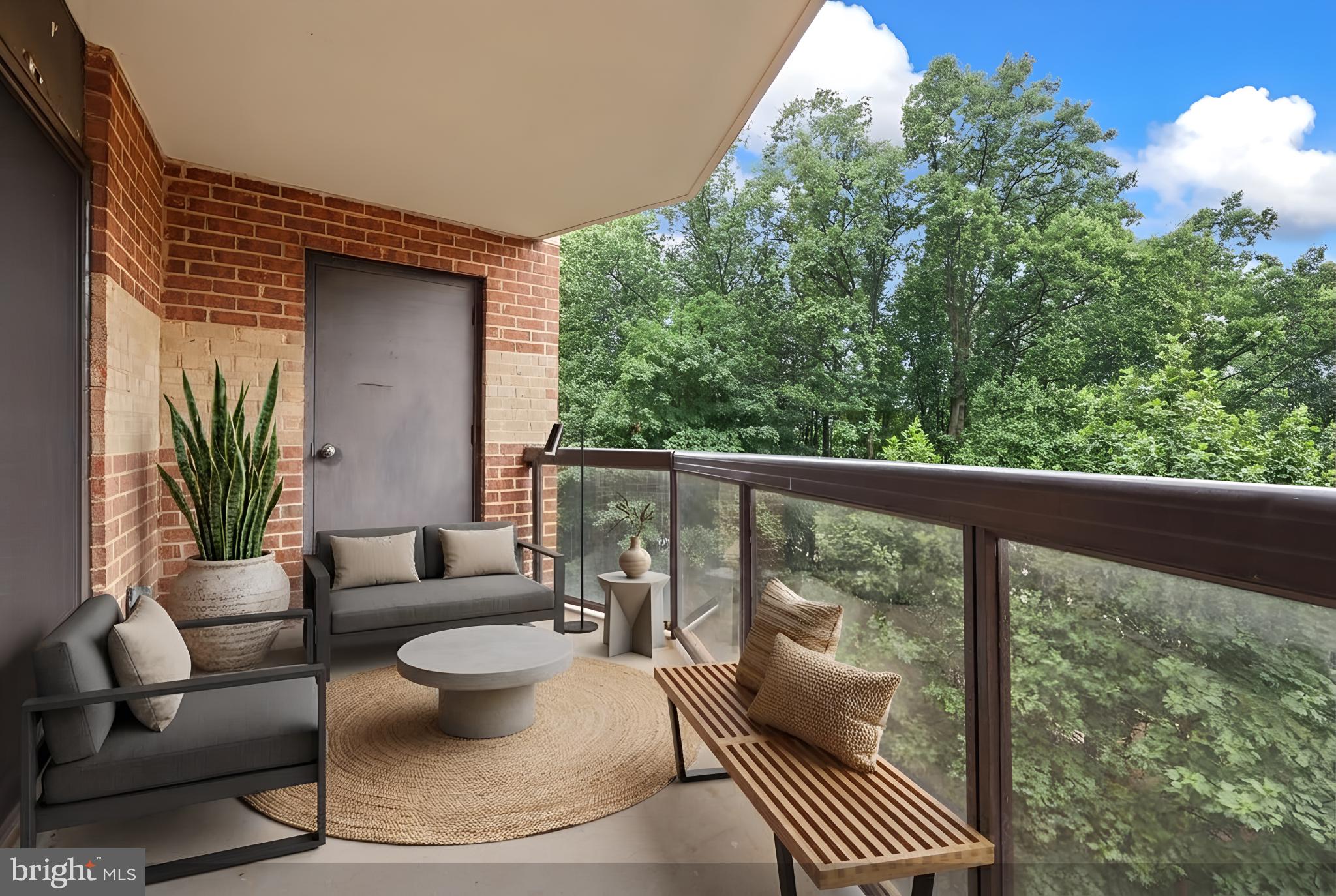 ROTONDA - Residential