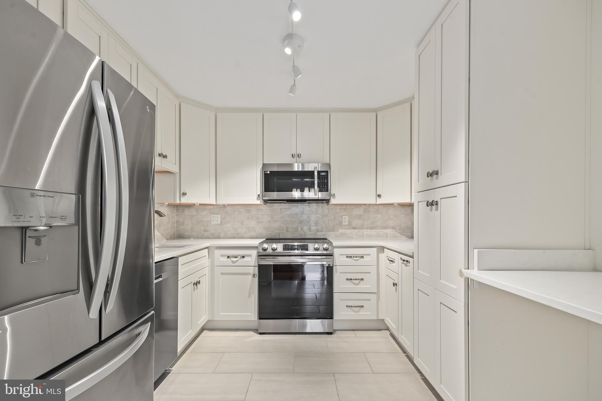 ROTONDA - Residential