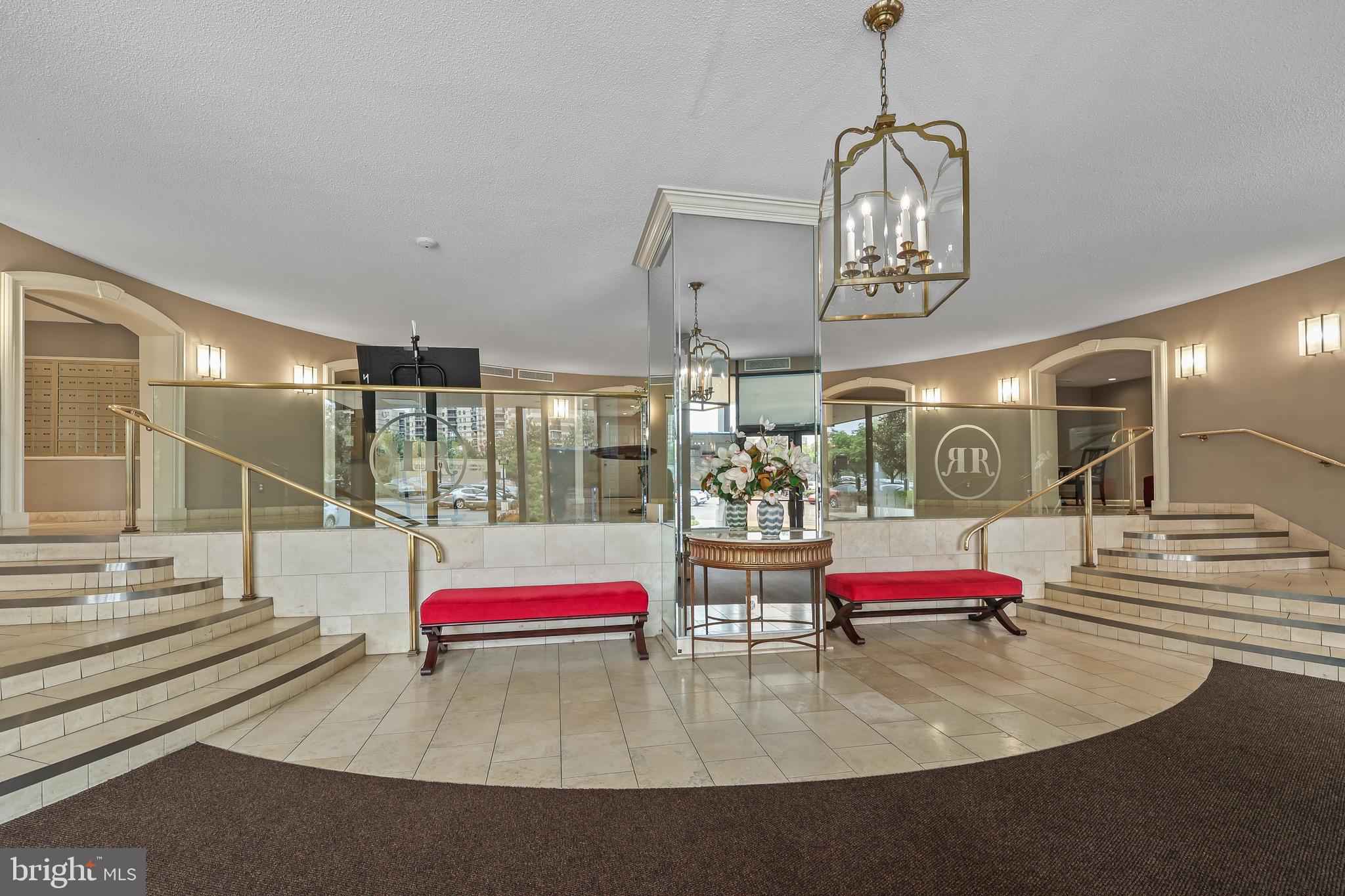 ROTONDA - Residential