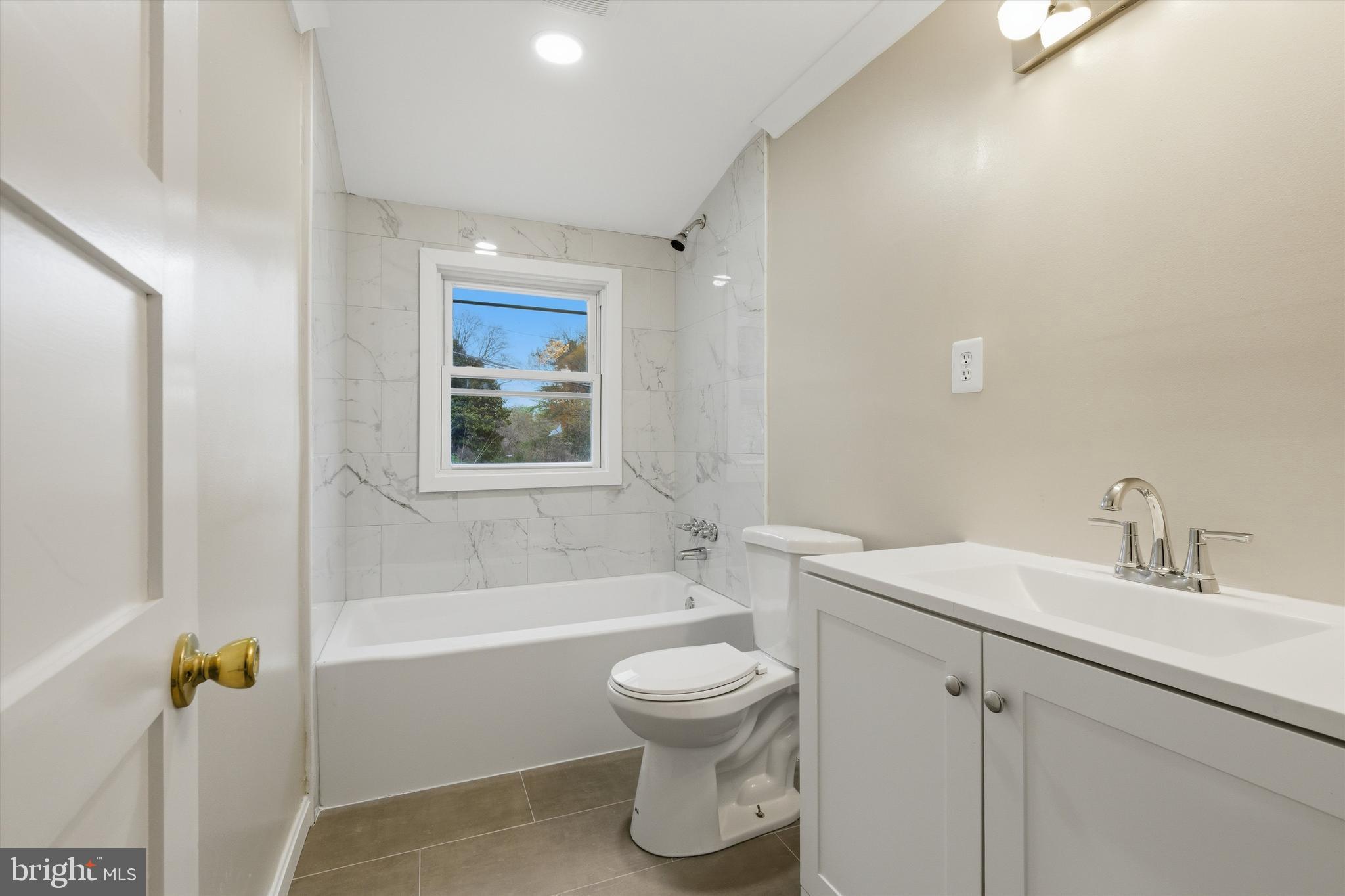 GLENDALE - Residential