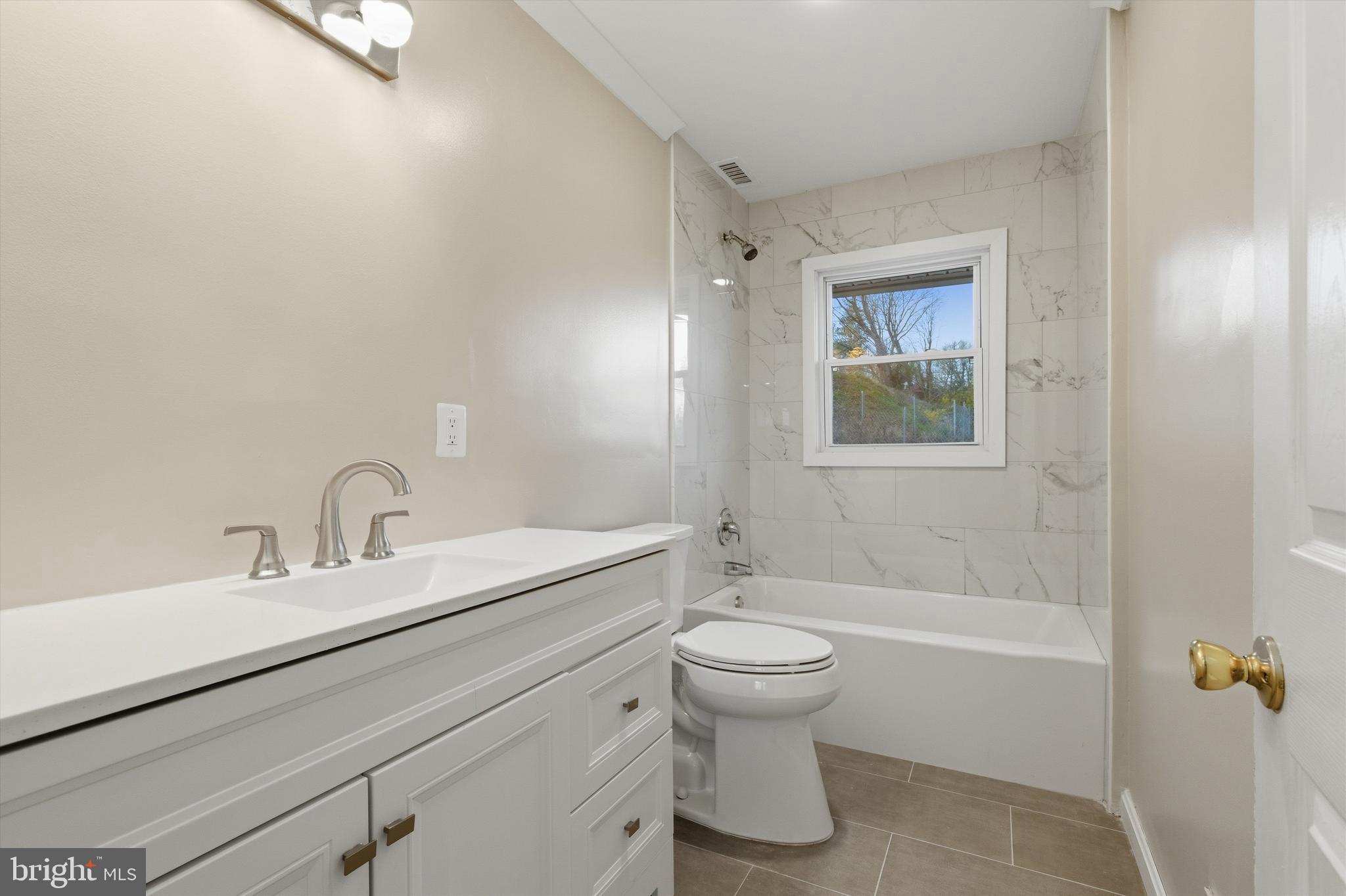 GLENDALE - Residential