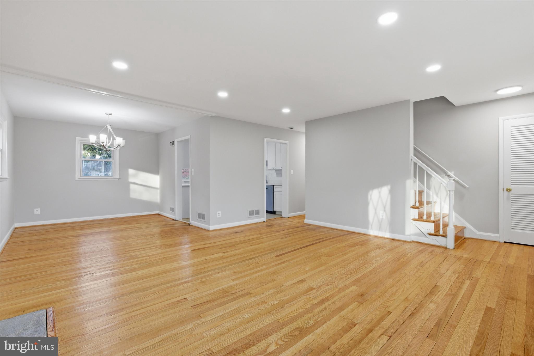 GLENDALE - Residential
