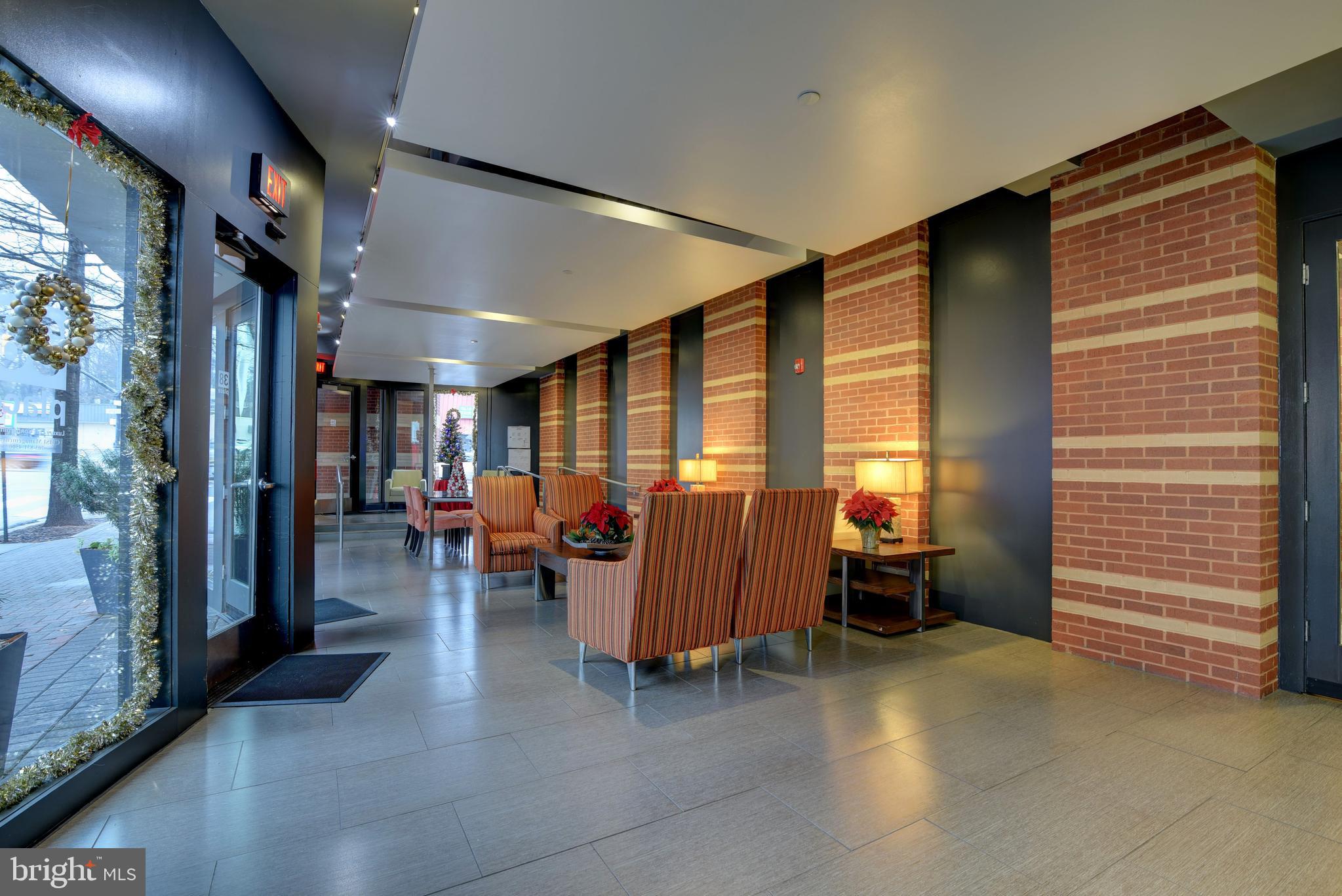 38 PLACE - Residential