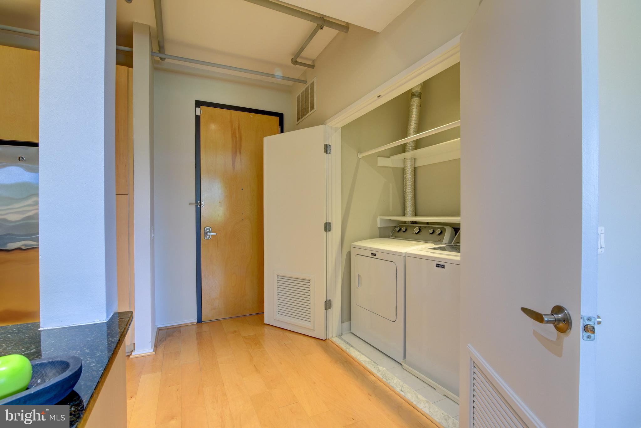 38 PLACE - Residential
