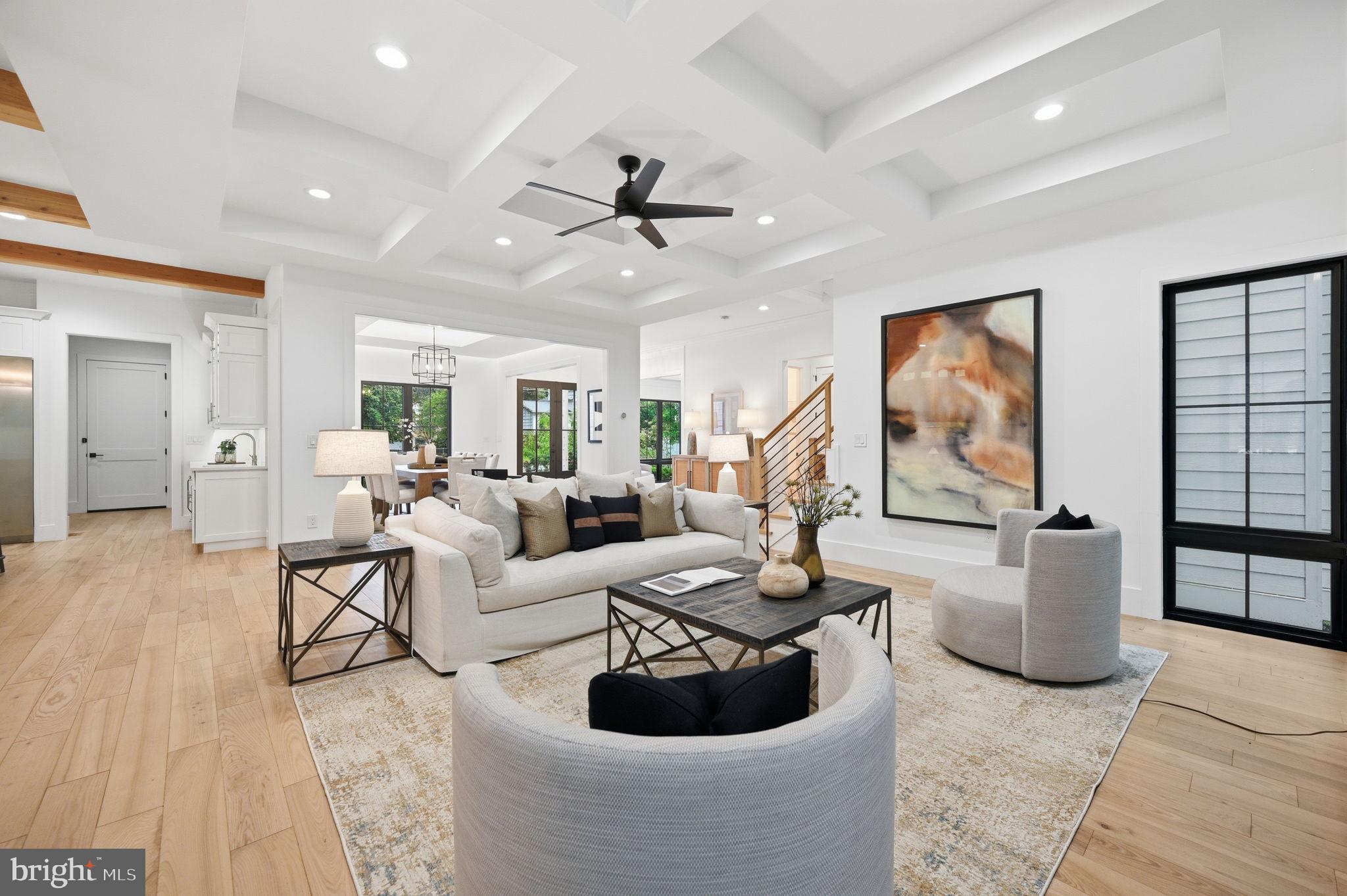 HAMPTONS OF MCLEAN - Residential
