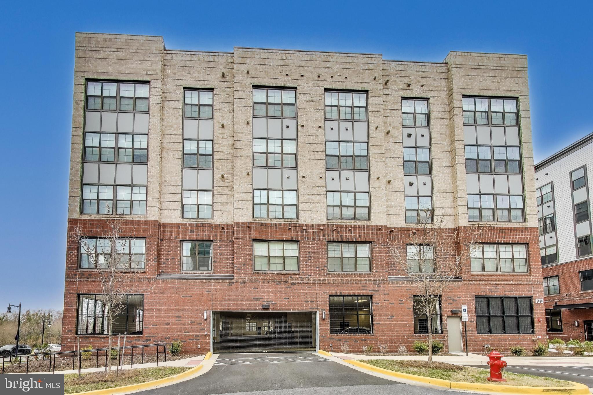 THE FLATS AT NATIONAL HARBOR - Residential