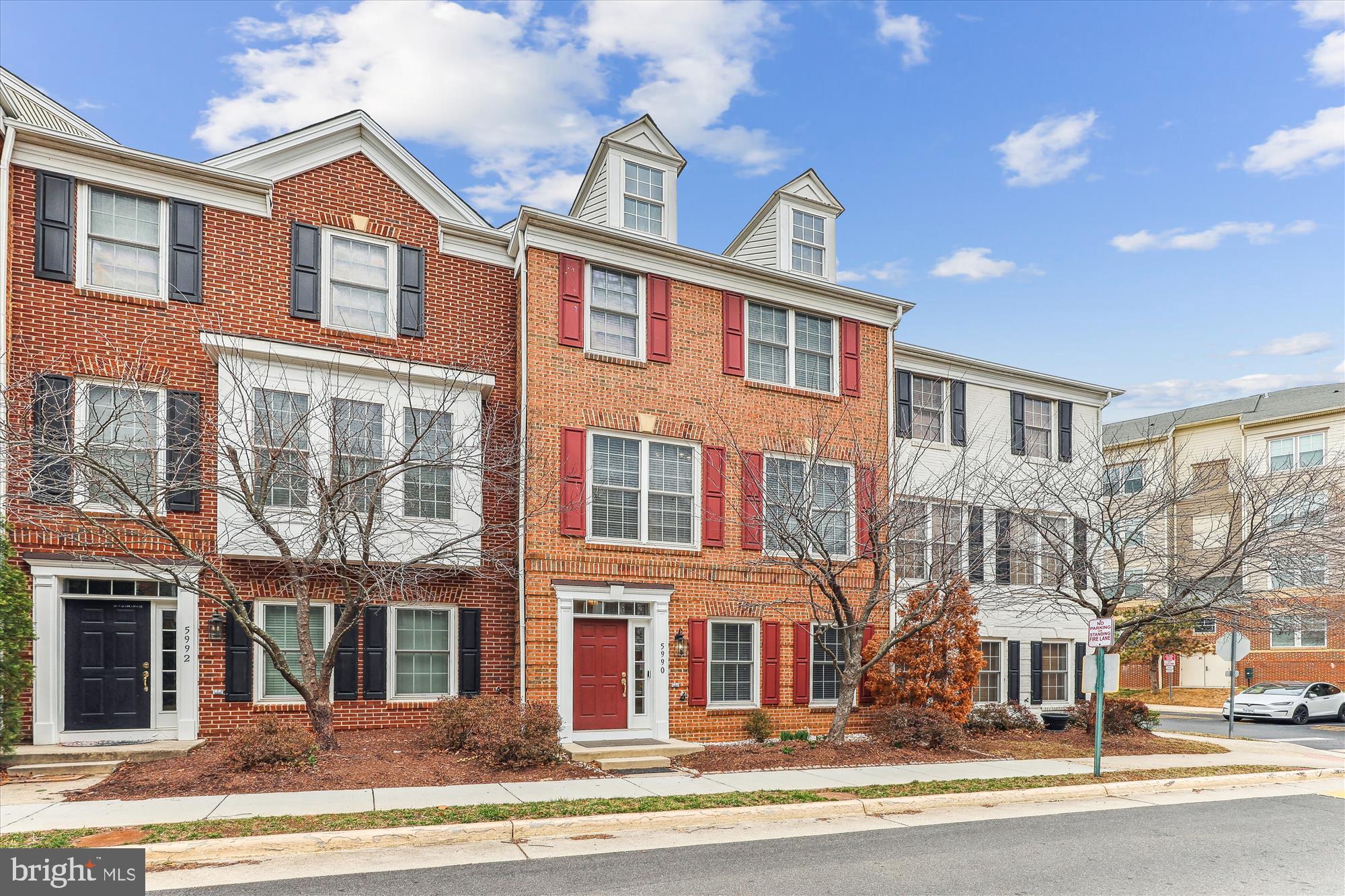 PAVILIONS AT HUNTINGTON - Residential