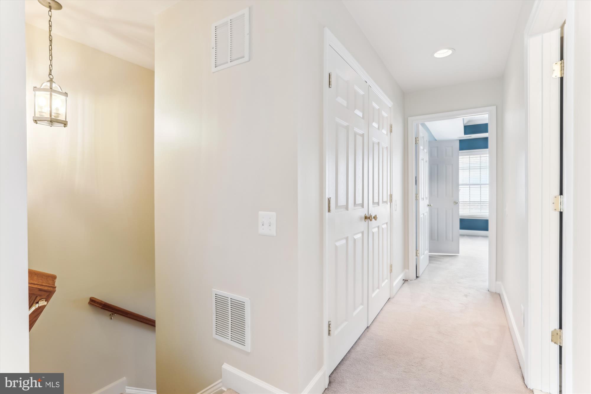 PAVILIONS AT HUNTINGTON - Residential