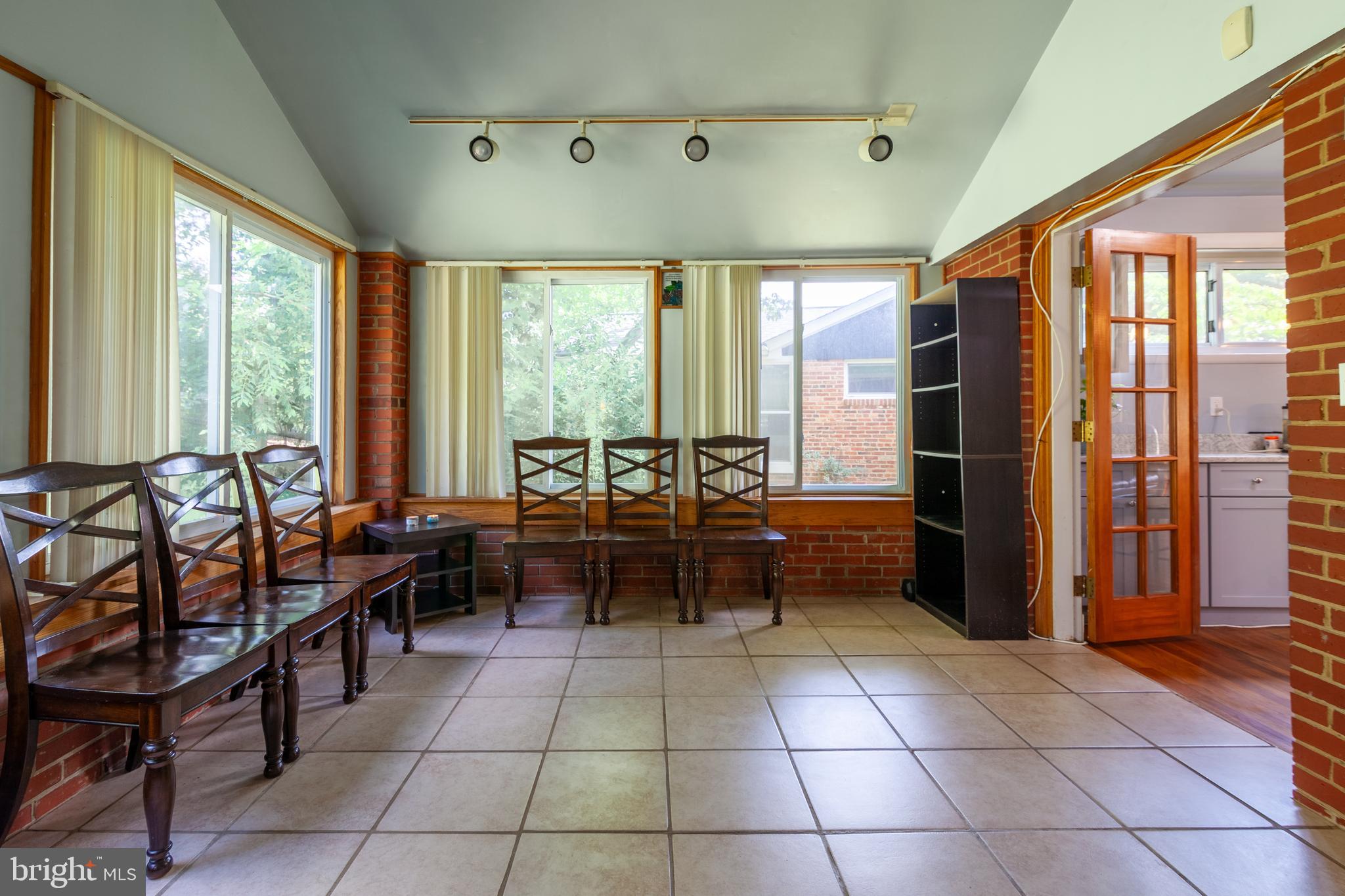 NORTHWOOD PARK VIEW - Residential
