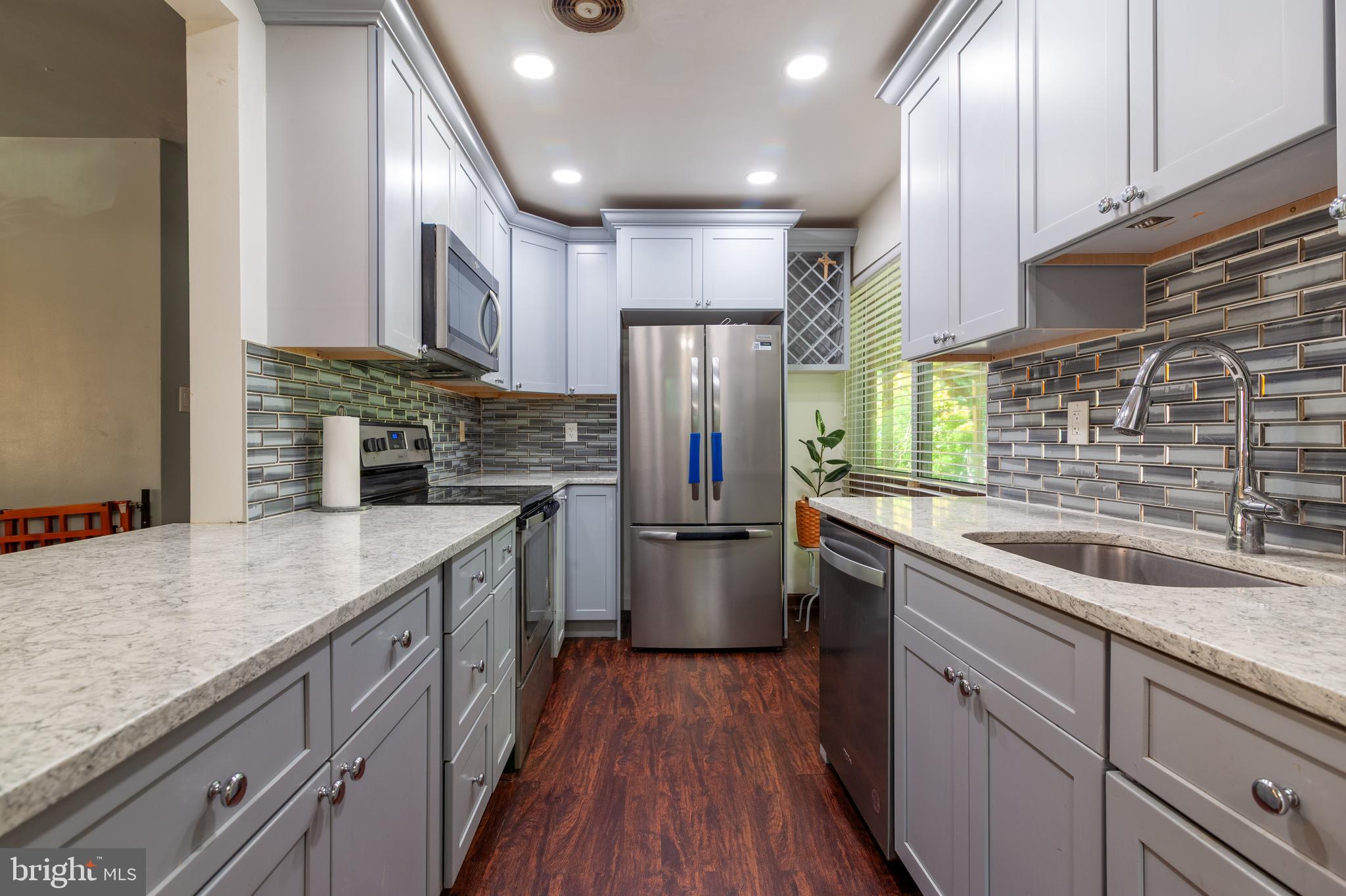 NORTHWOOD PARK VIEW - Residential