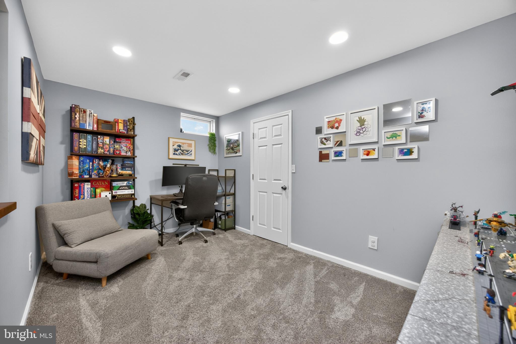 WILLOW WOODS - Residential