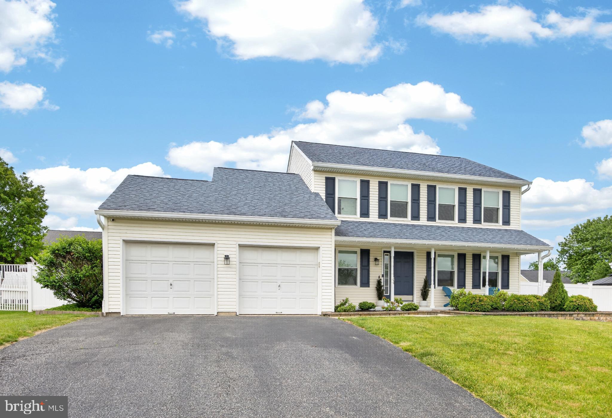 WILLOW WOODS - Residential