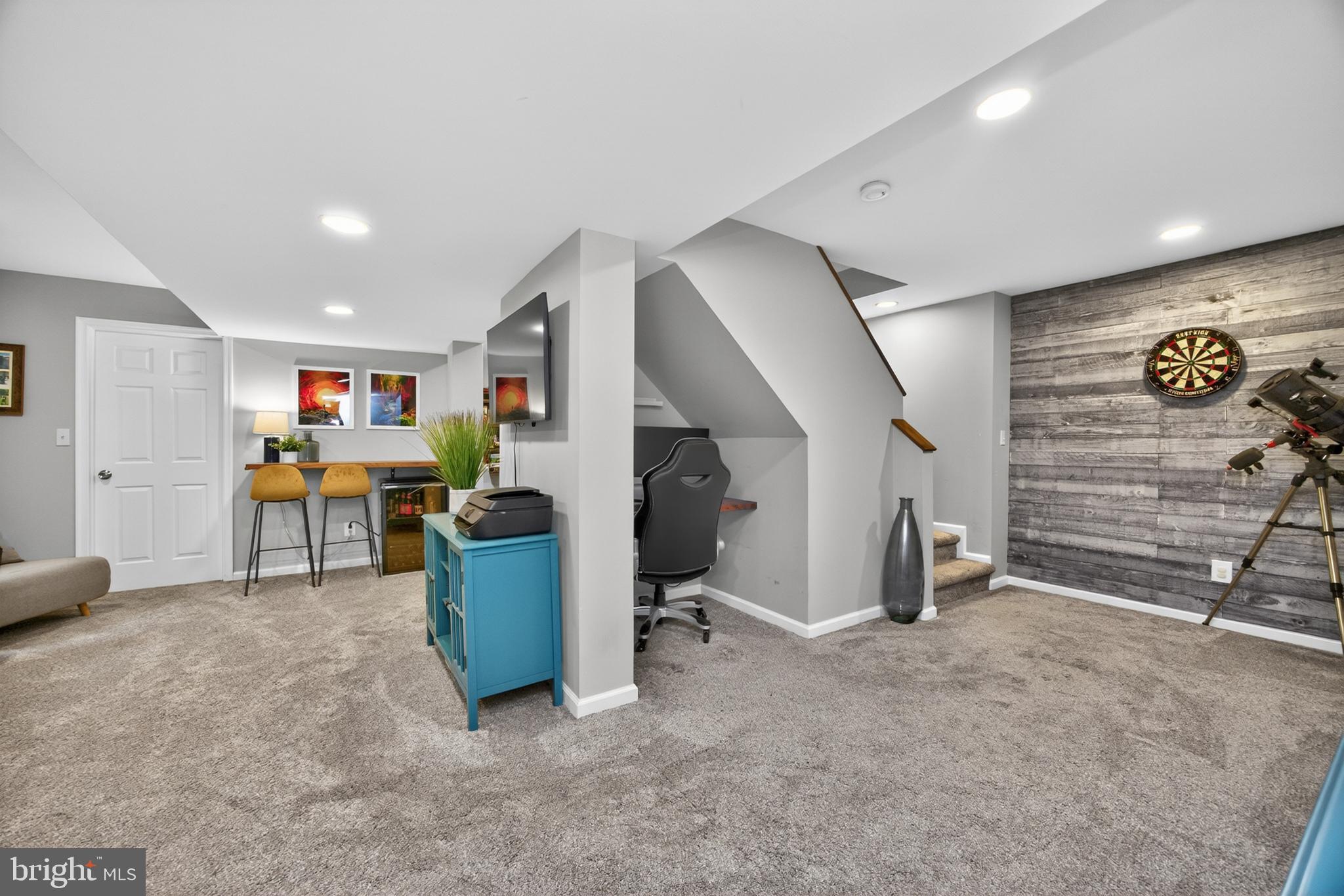 WILLOW WOODS - Residential