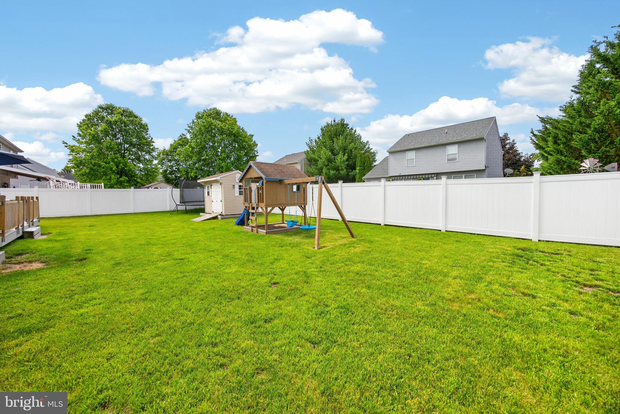 WILLOW WOODS - Residential