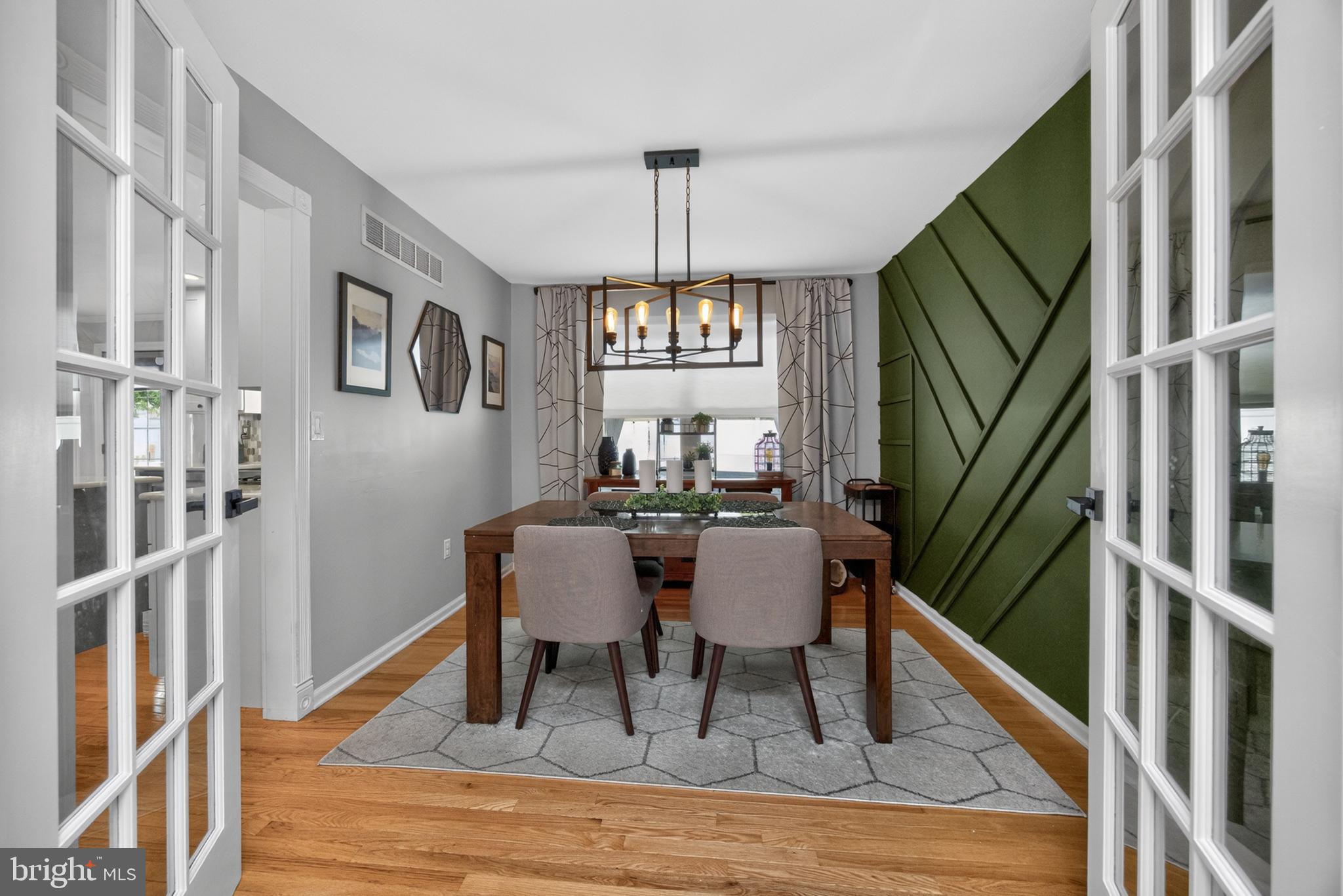 WILLOW WOODS - Residential