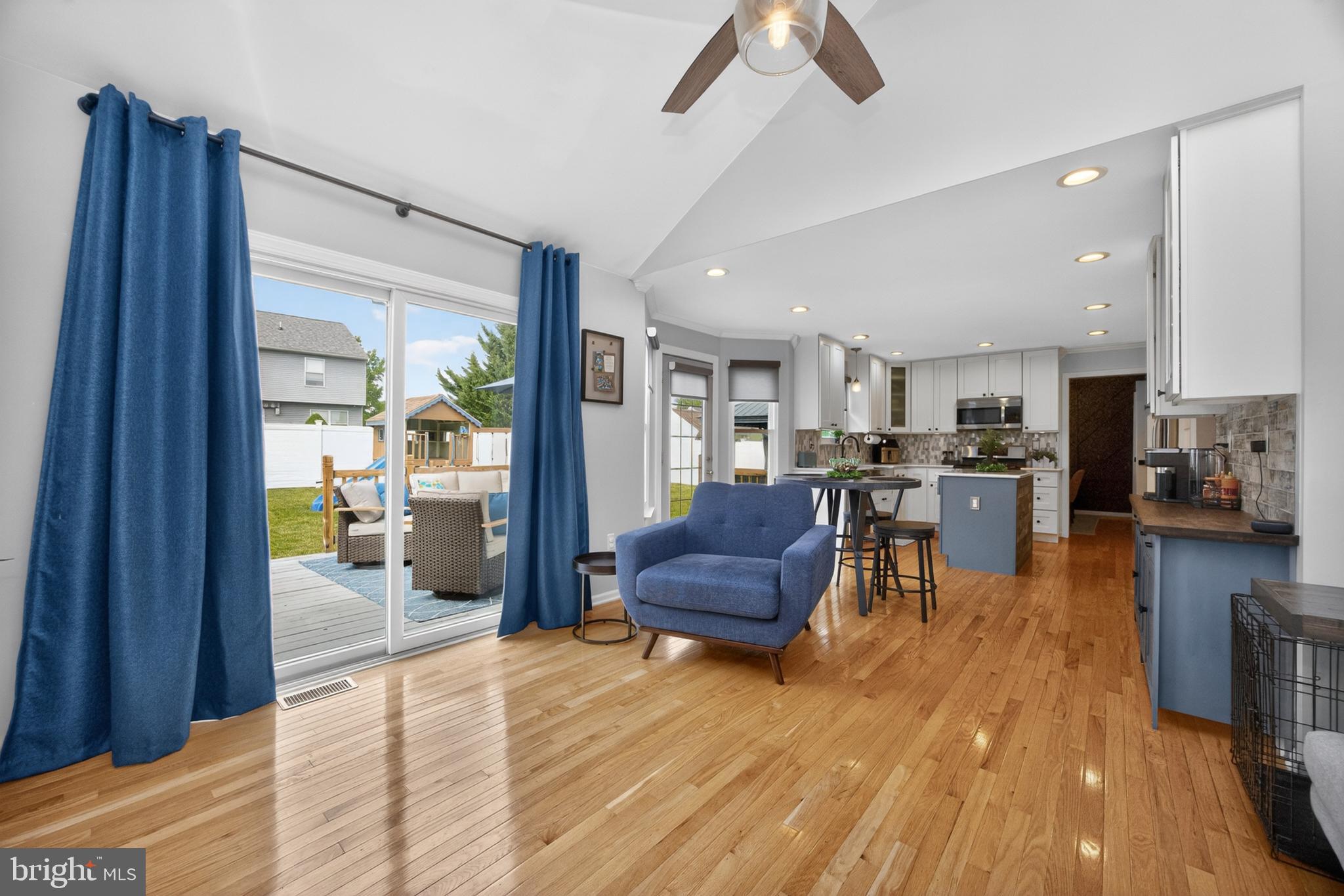 WILLOW WOODS - Residential