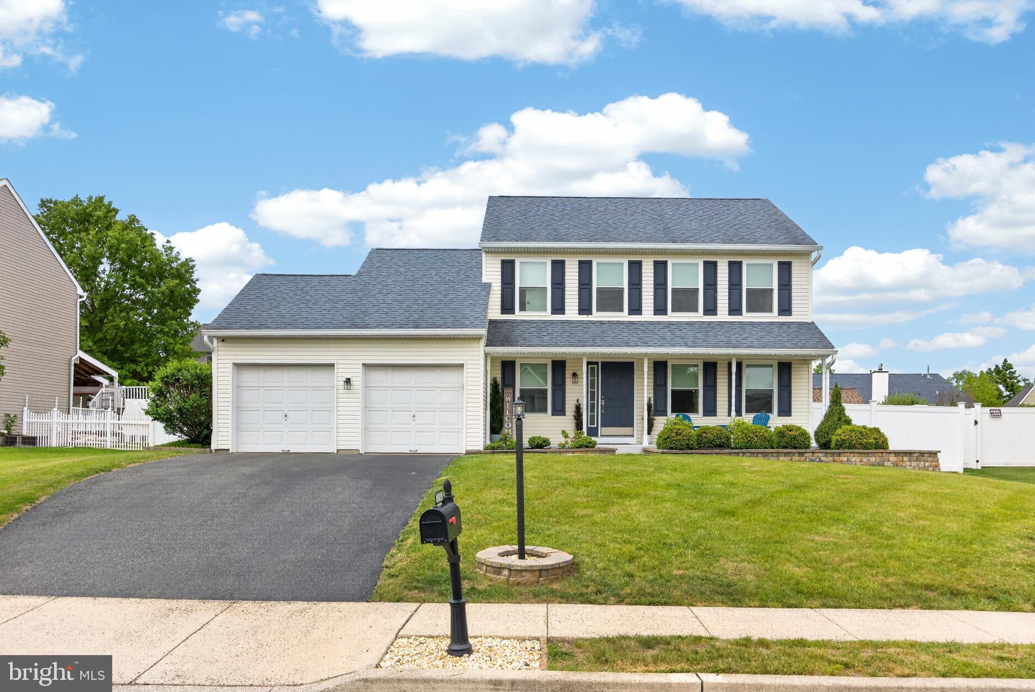 WILLOW WOODS - Residential