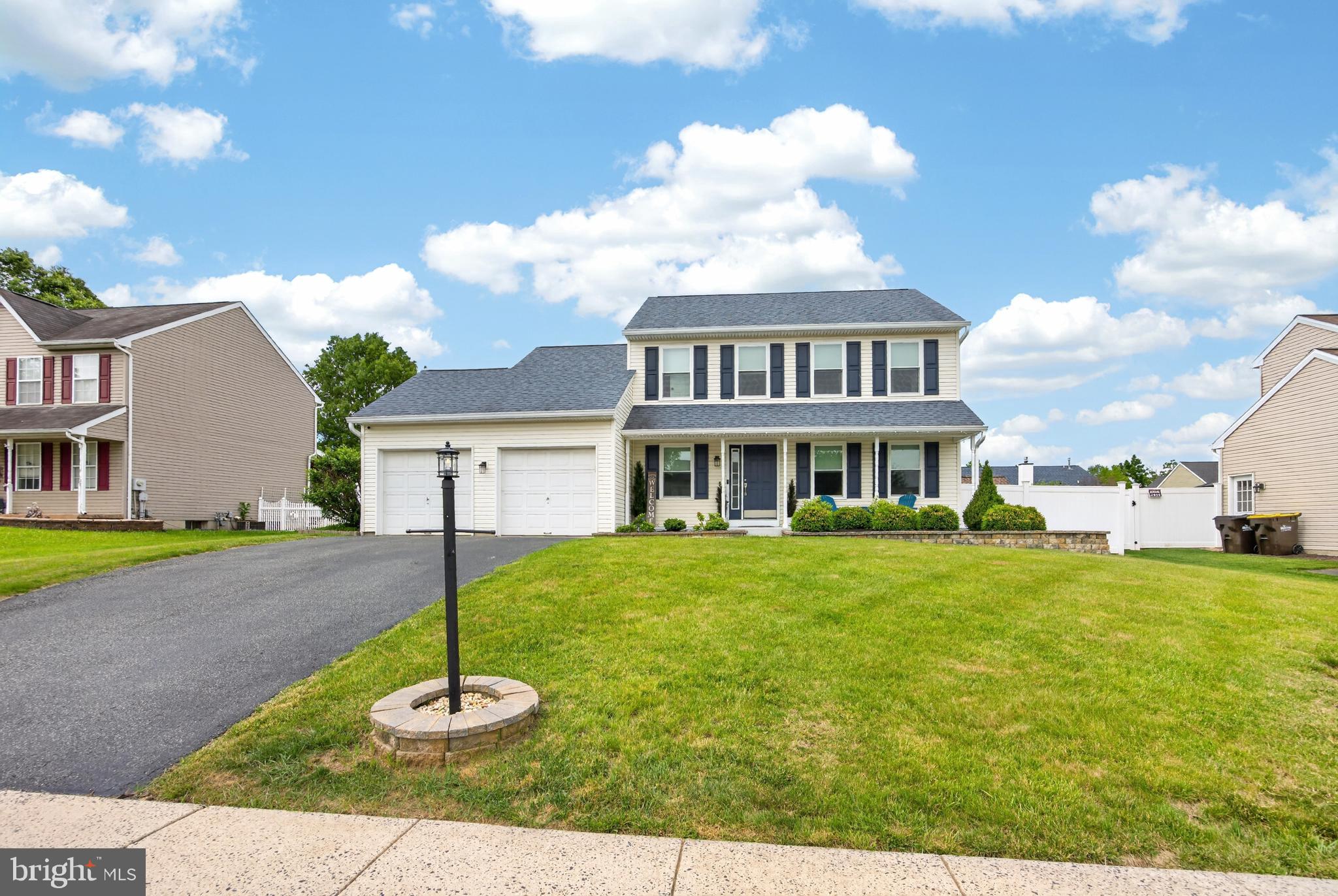 WILLOW WOODS - Residential