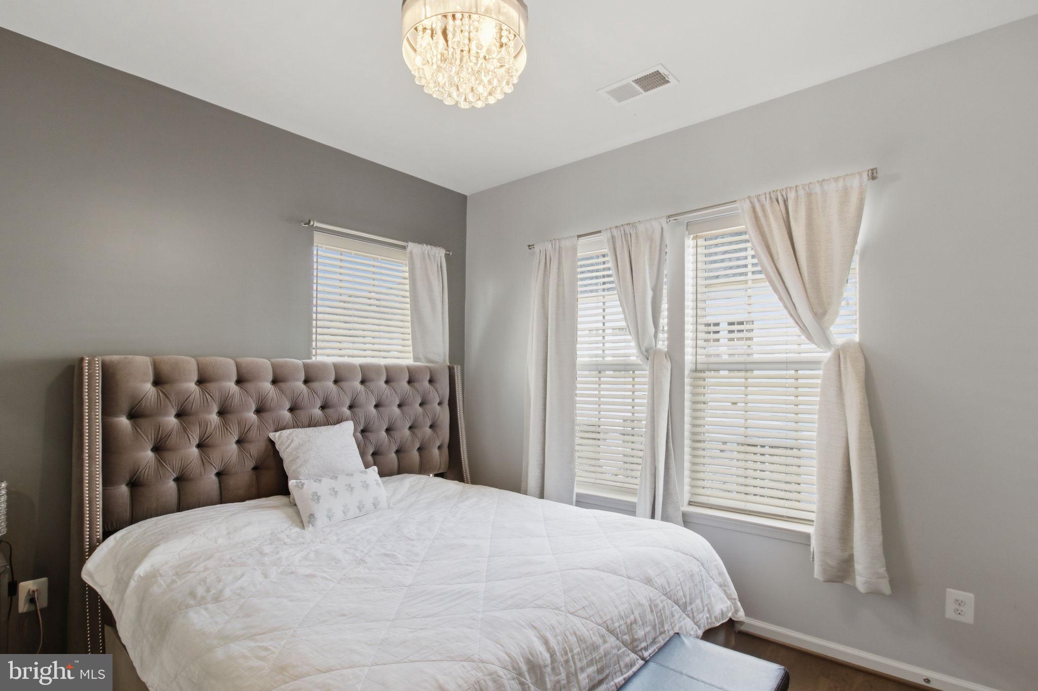 GALLERY PARK - Residential