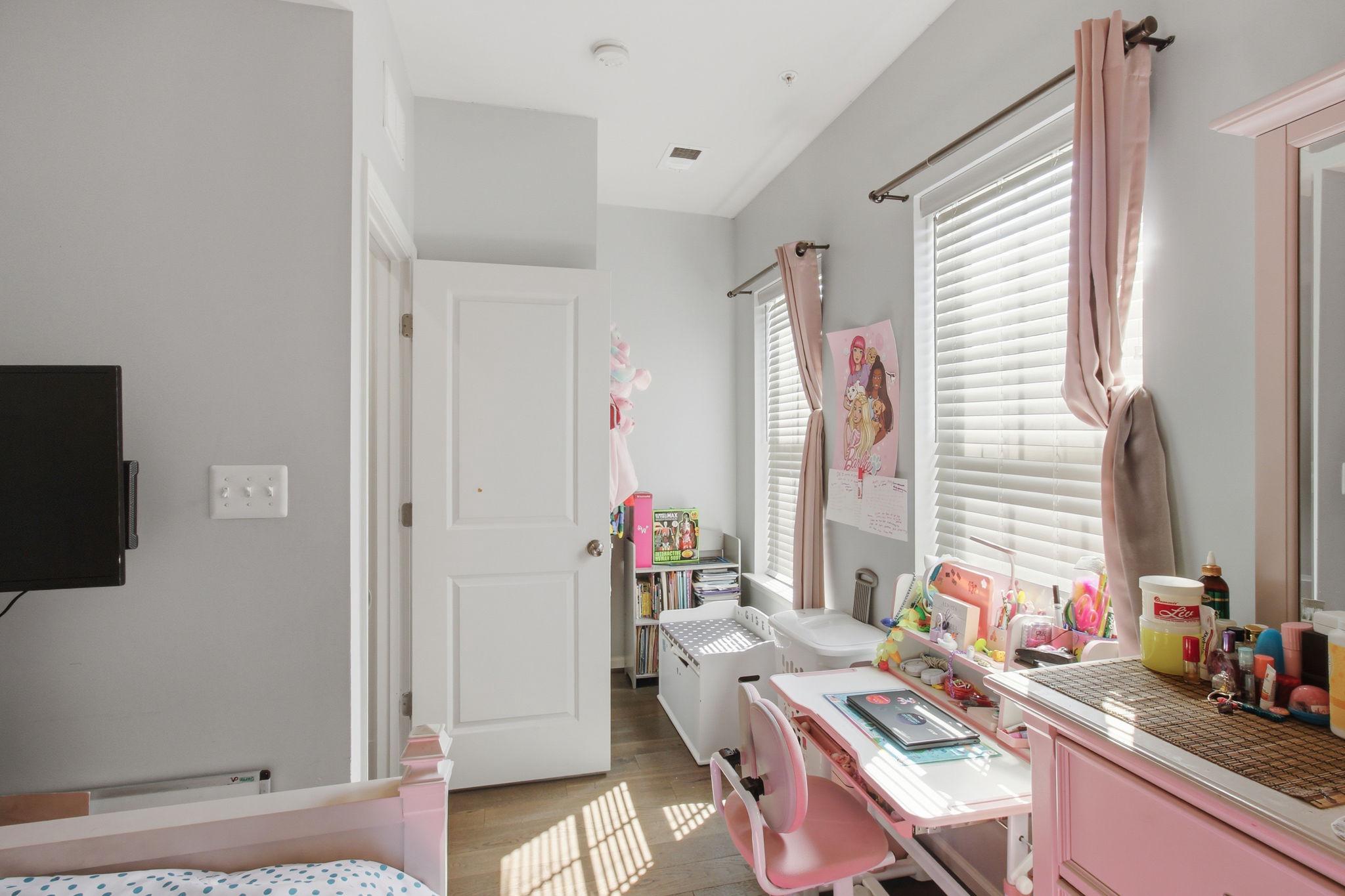GALLERY PARK - Residential