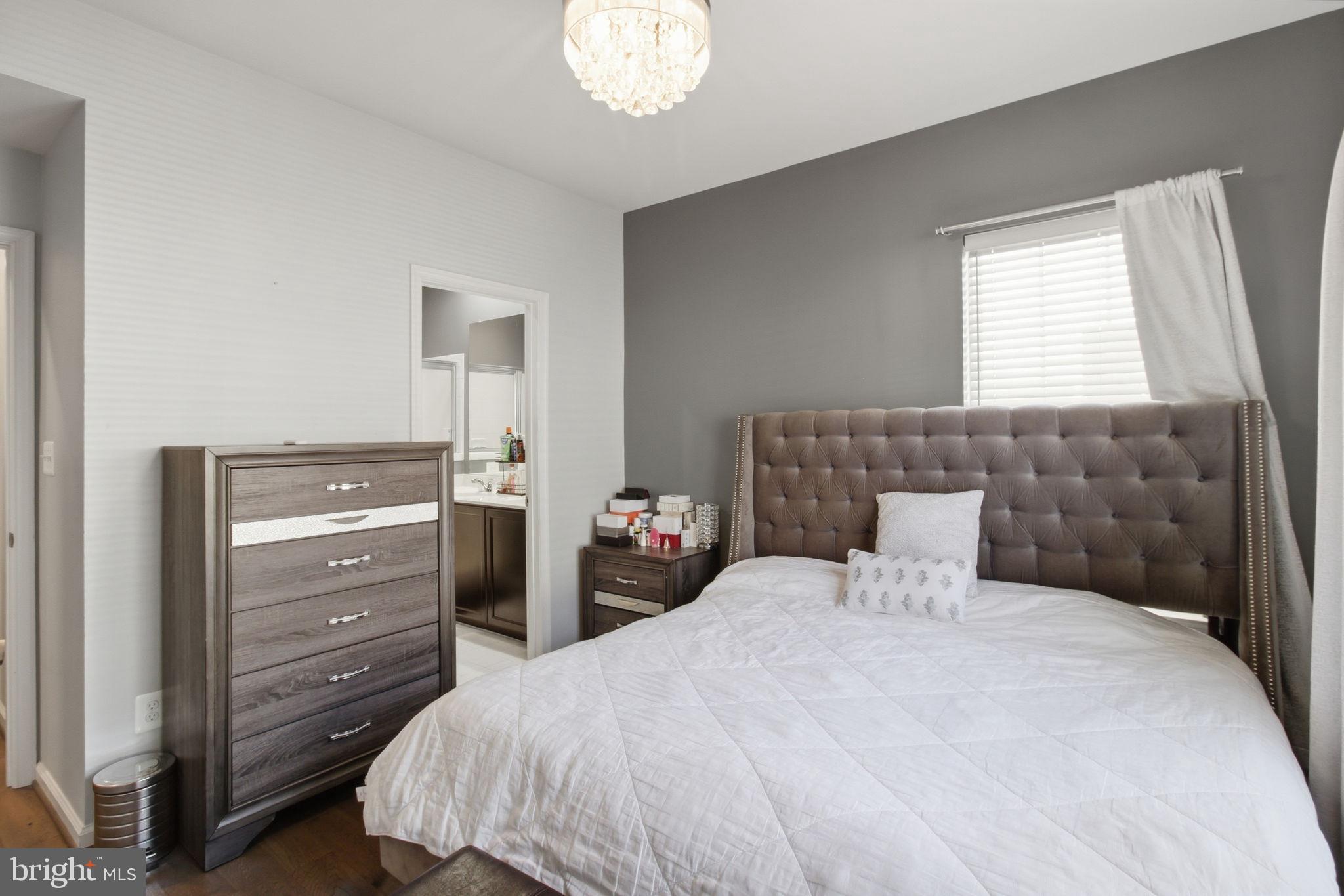 GALLERY PARK - Residential