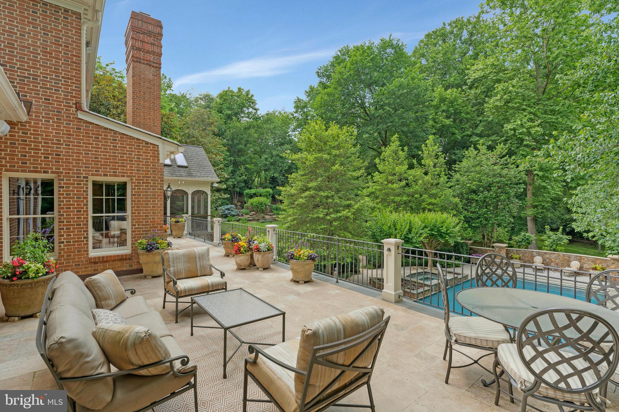 GEORGETOWN PLACE - Residential