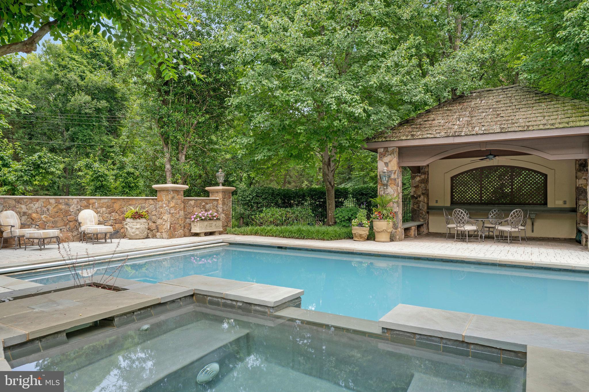 GEORGETOWN PLACE - Residential