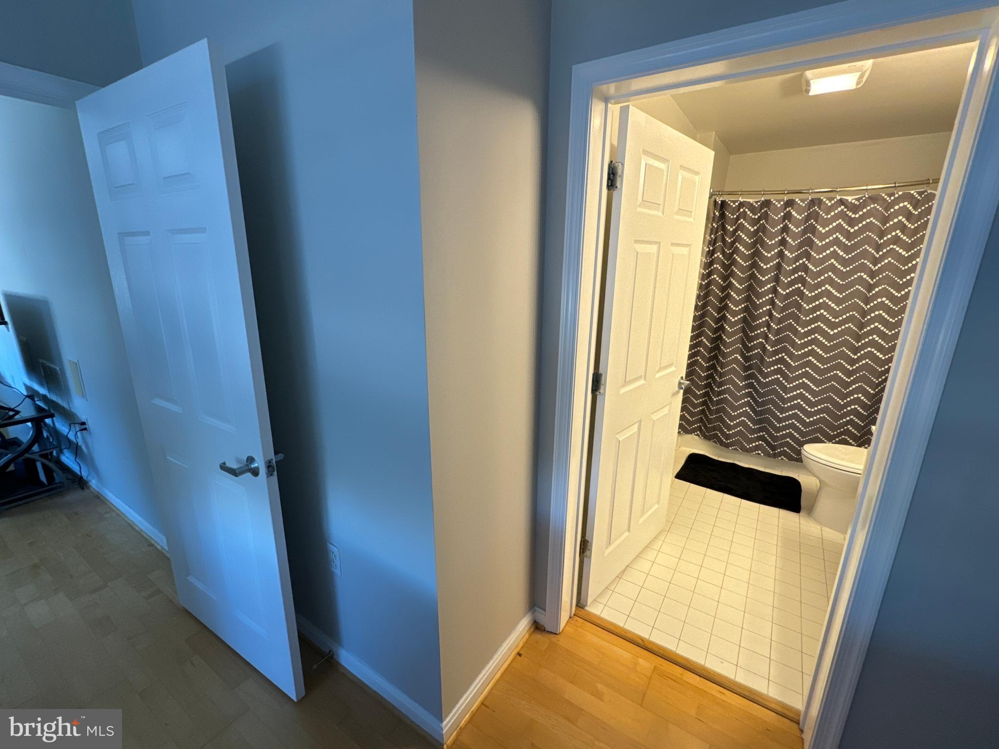 PIERSIDE AT HARBORVIEW - Residential Lease