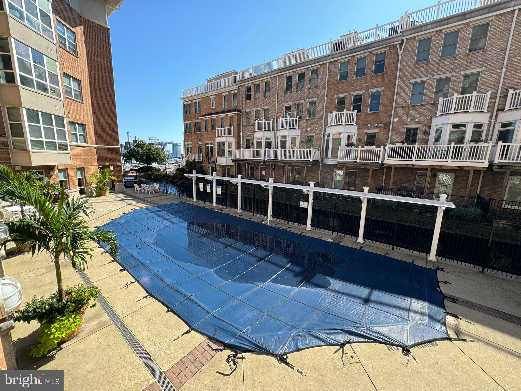 PIERSIDE AT HARBORVIEW - Residential Lease