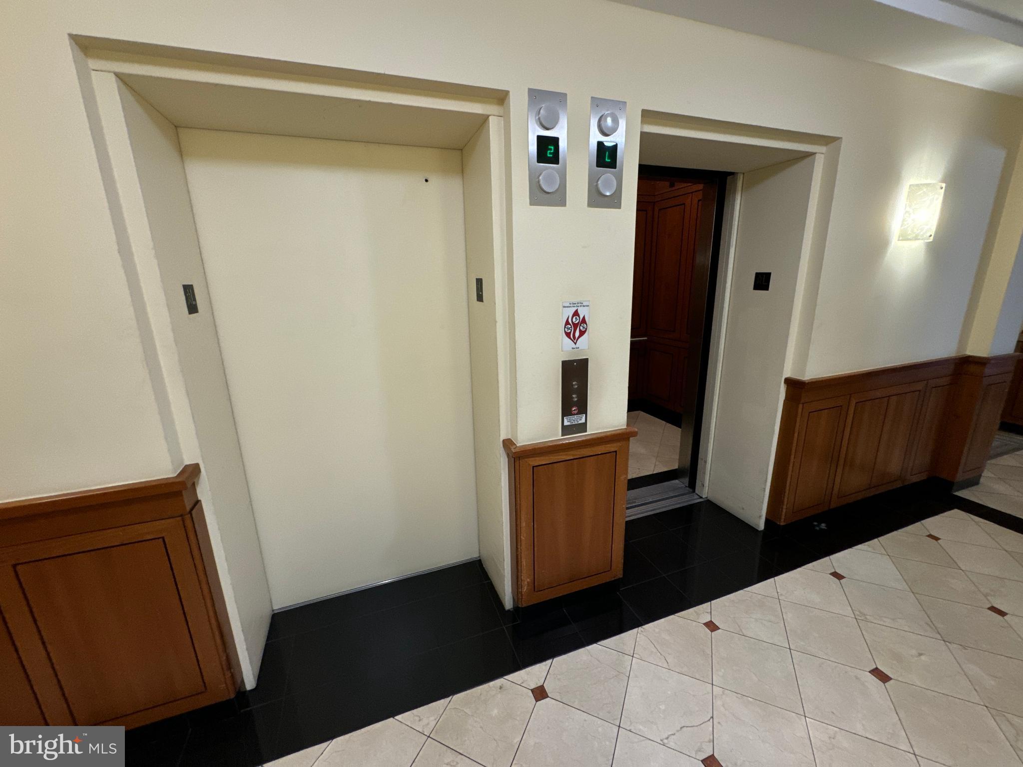 PIERSIDE AT HARBORVIEW - Residential Lease