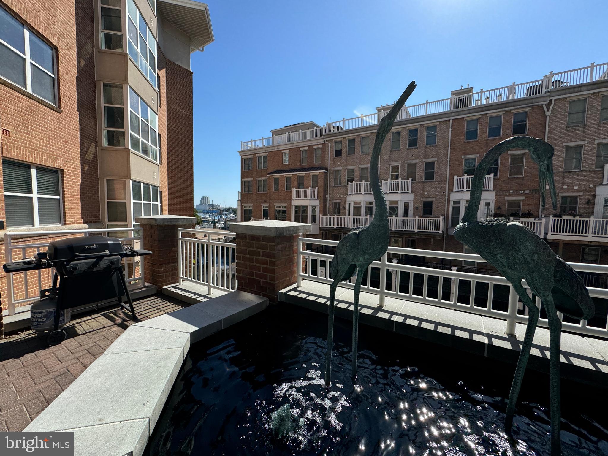 PIERSIDE AT HARBORVIEW - Residential Lease