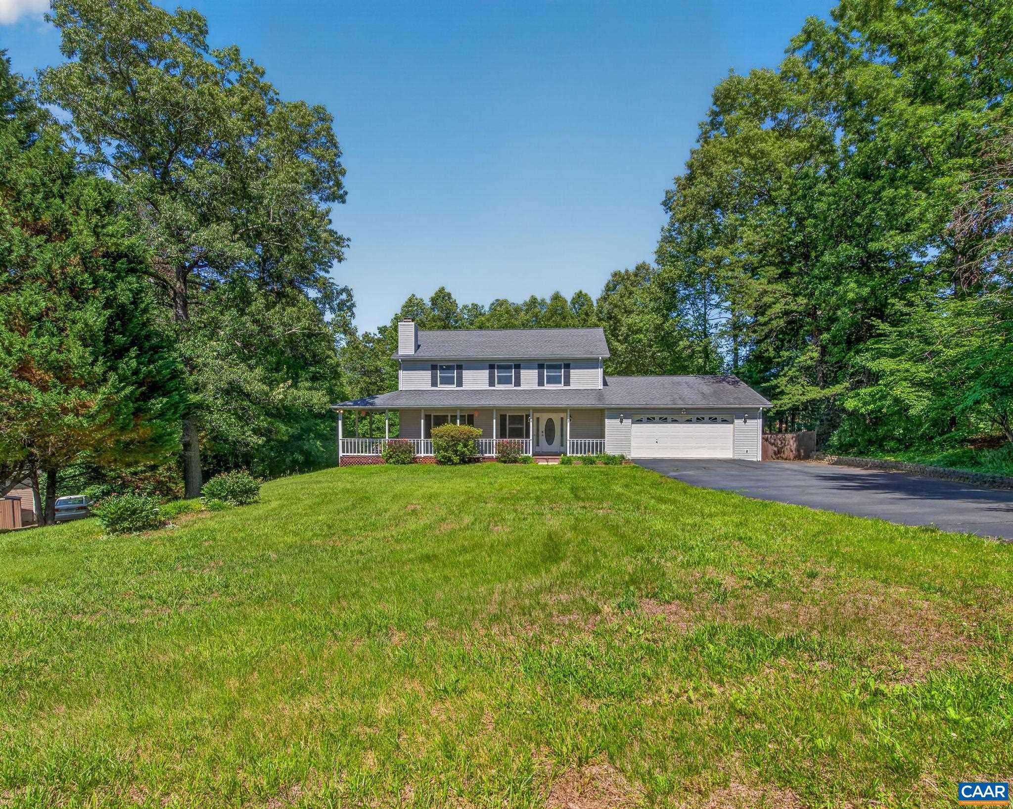 DEER LAKE ESTATES - Residential