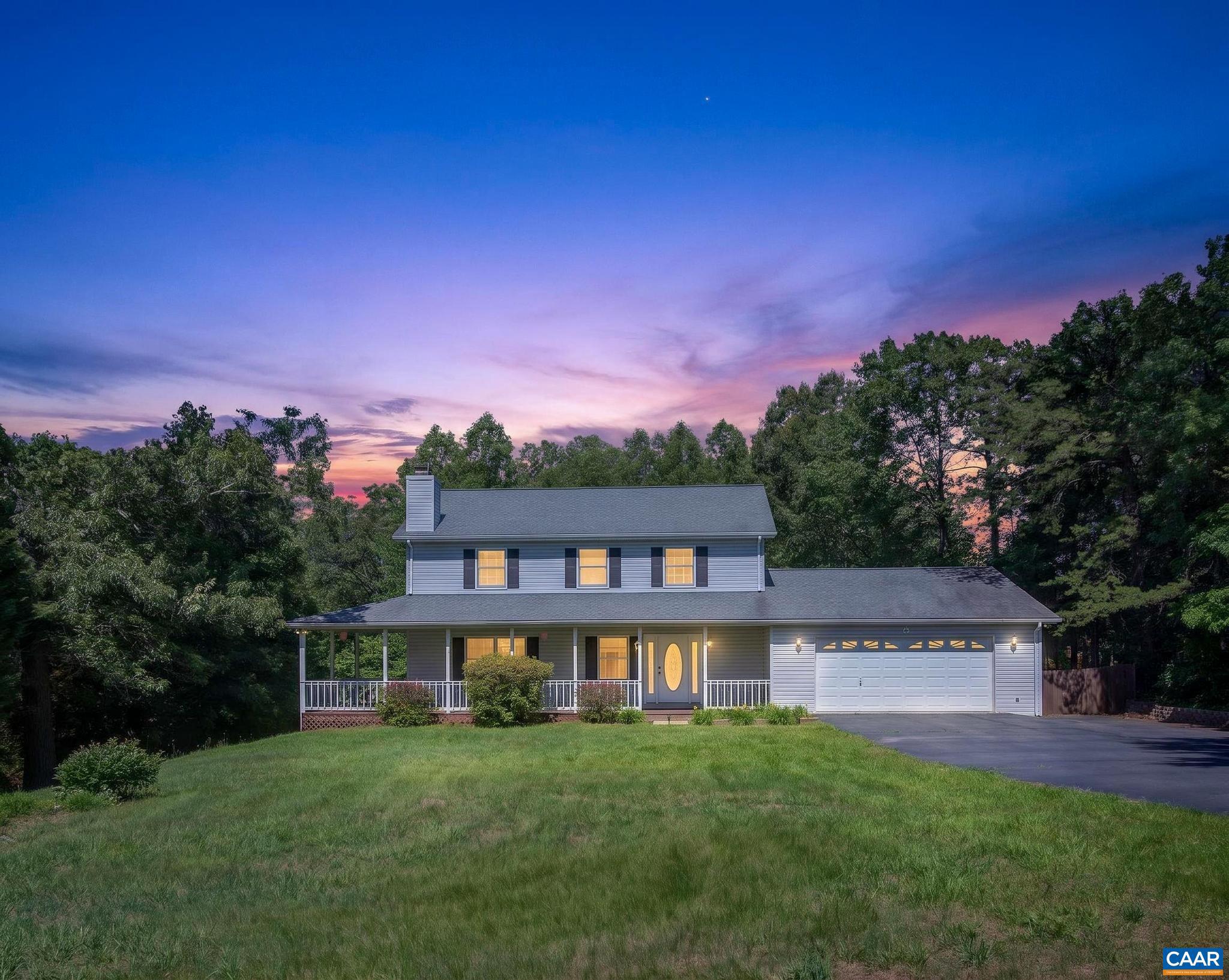 DEER LAKE ESTATES - Residential