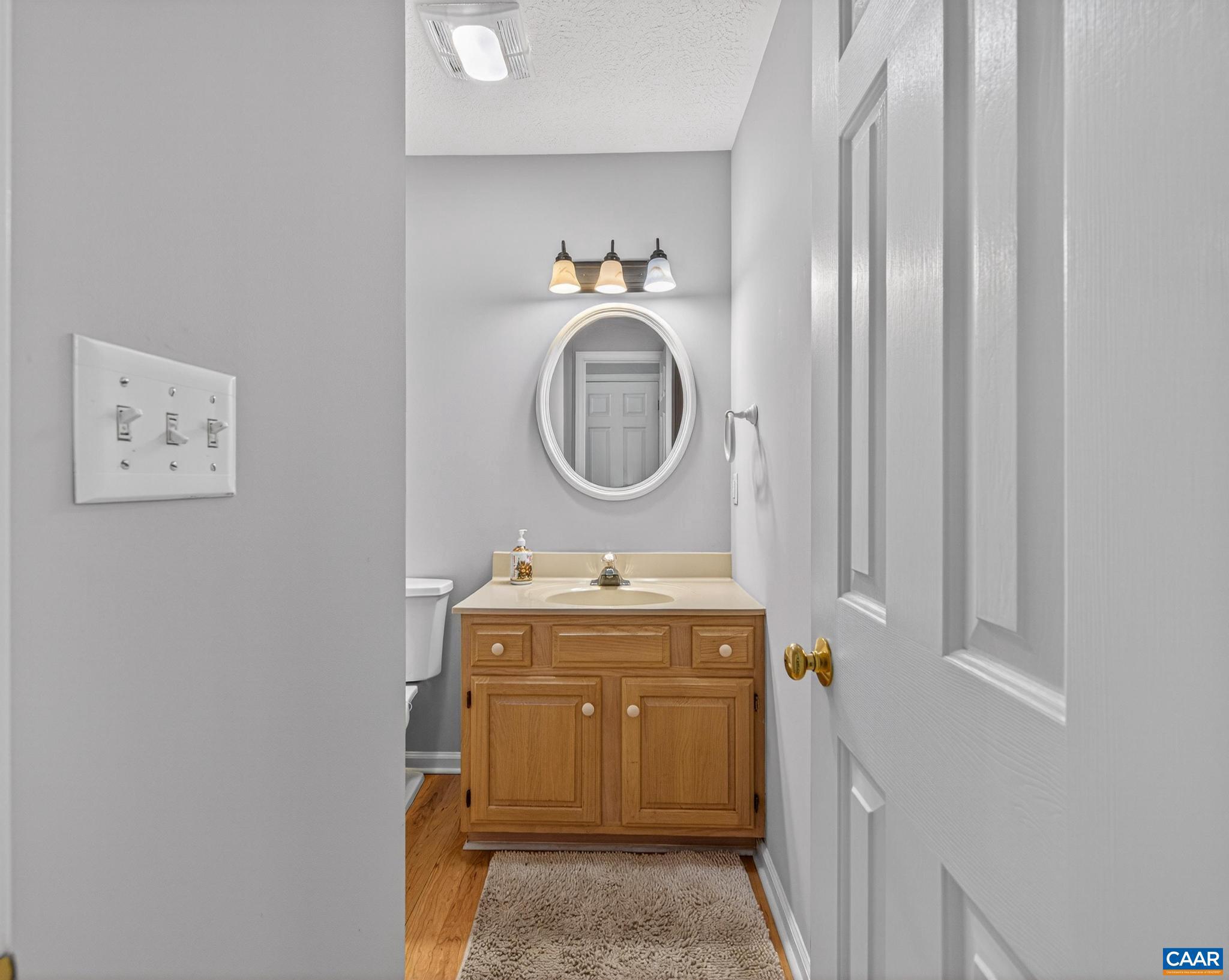 DEER LAKE ESTATES - Residential