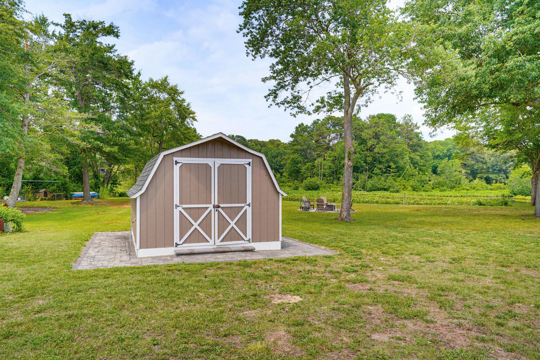 MALLARD POINT - Residential