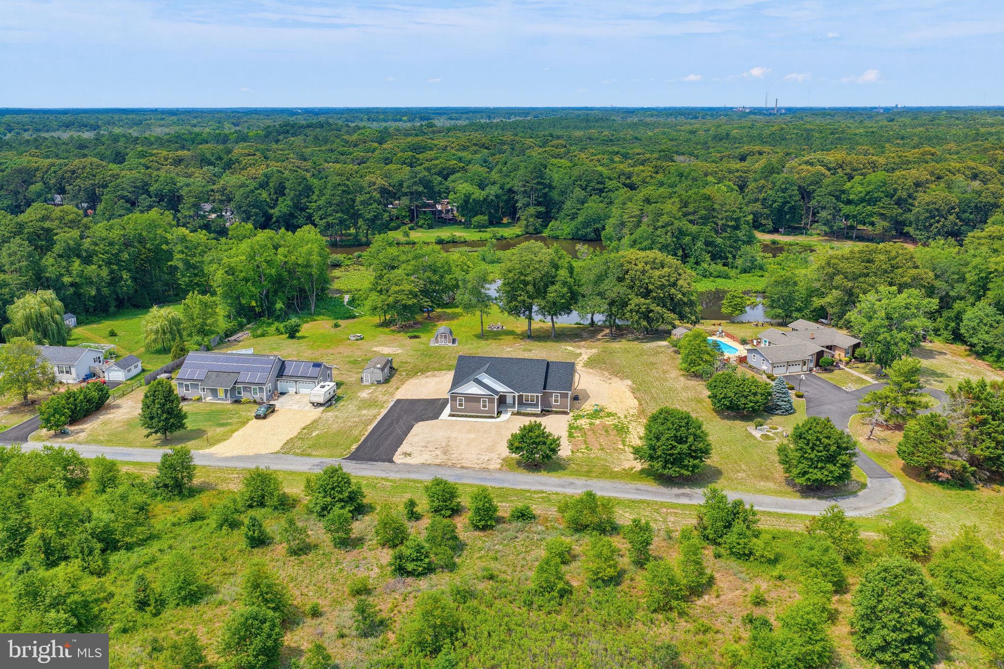 MALLARD POINT - Residential