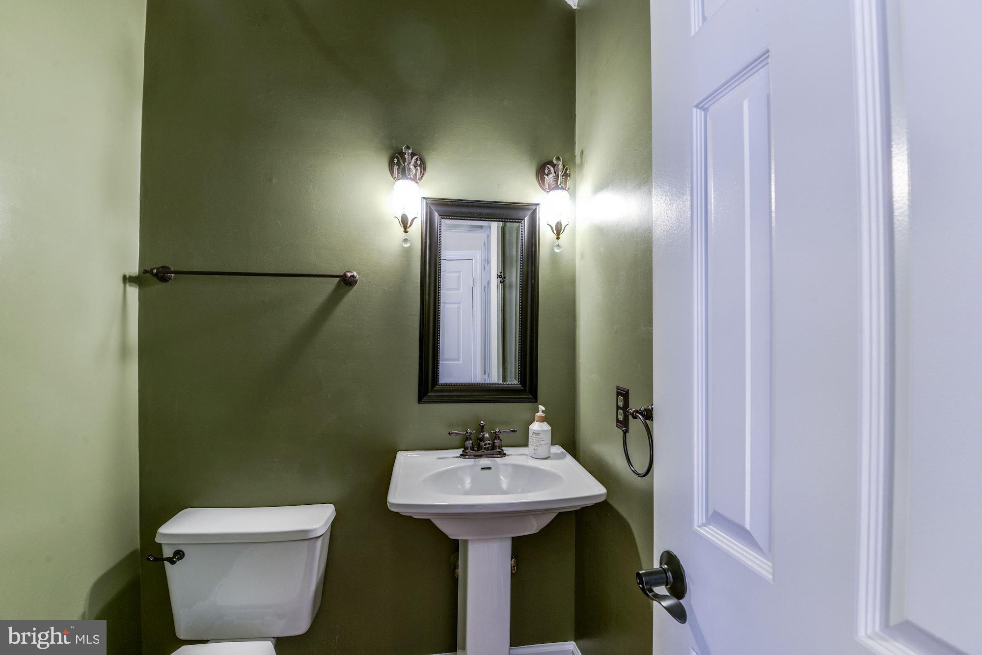 FRANKLIN MANOR - Residential Lease