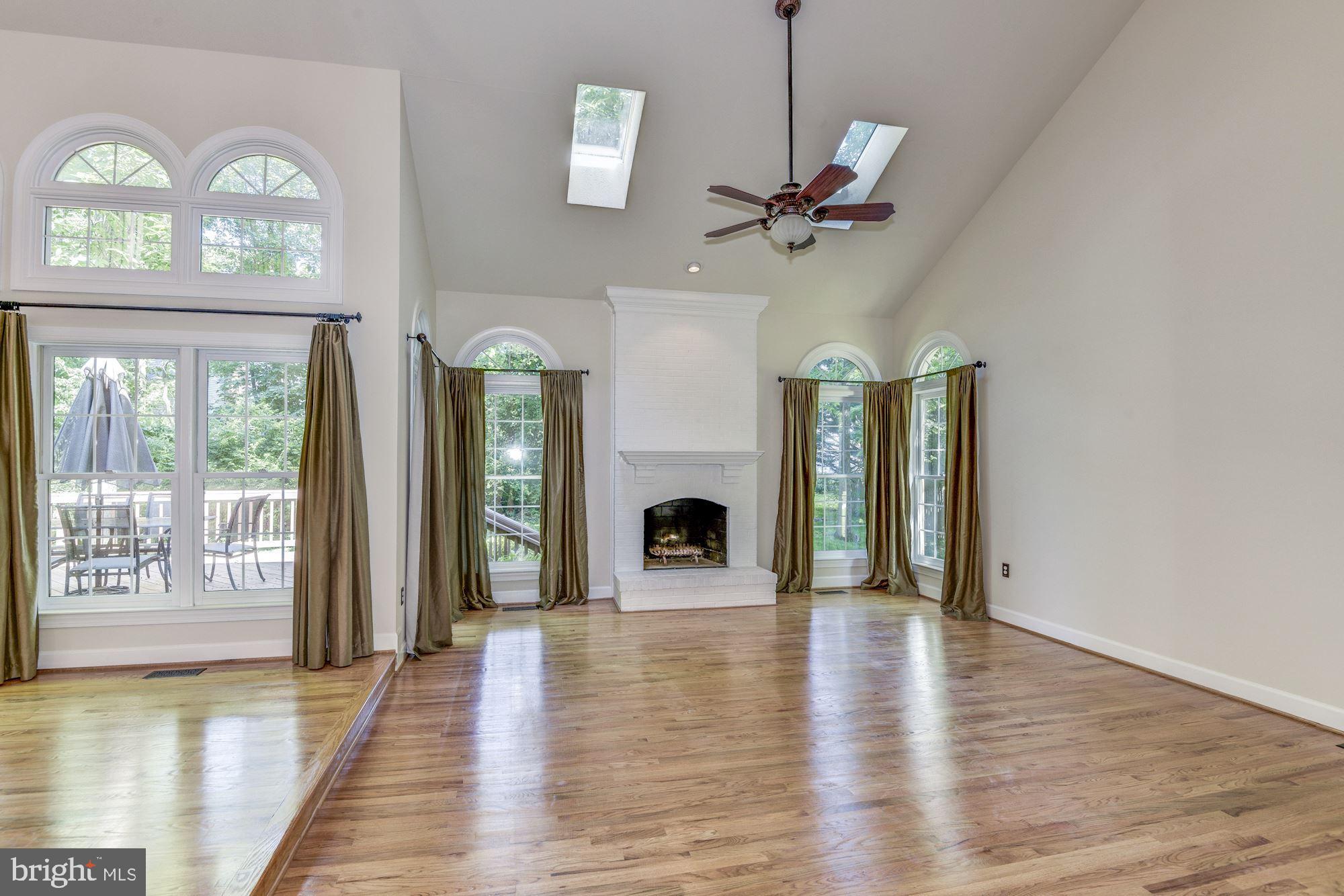 FRANKLIN MANOR - Residential Lease
